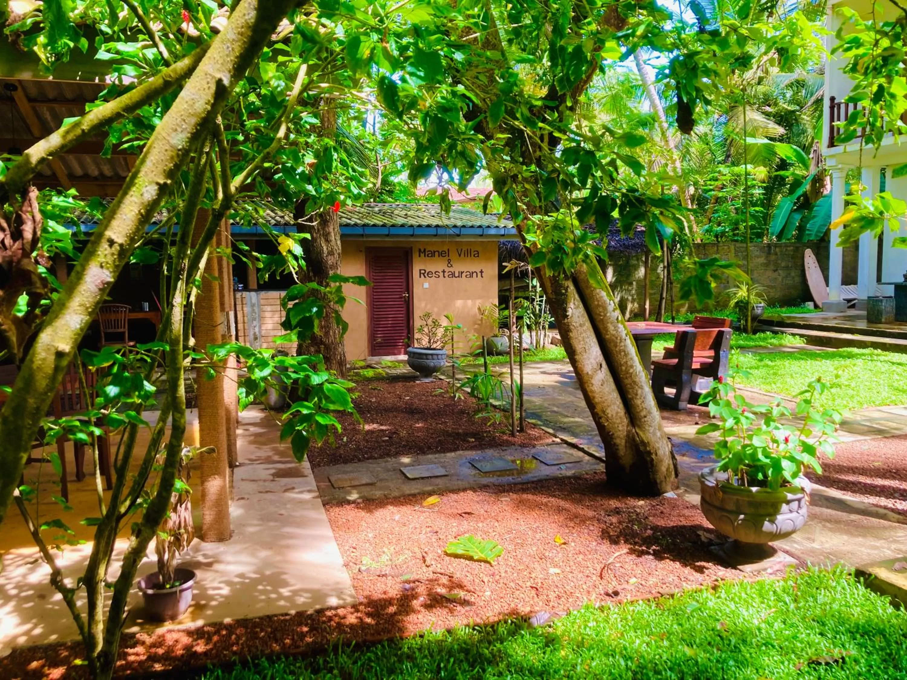 Restaurant/places to eat, Property Building in Manel Villa