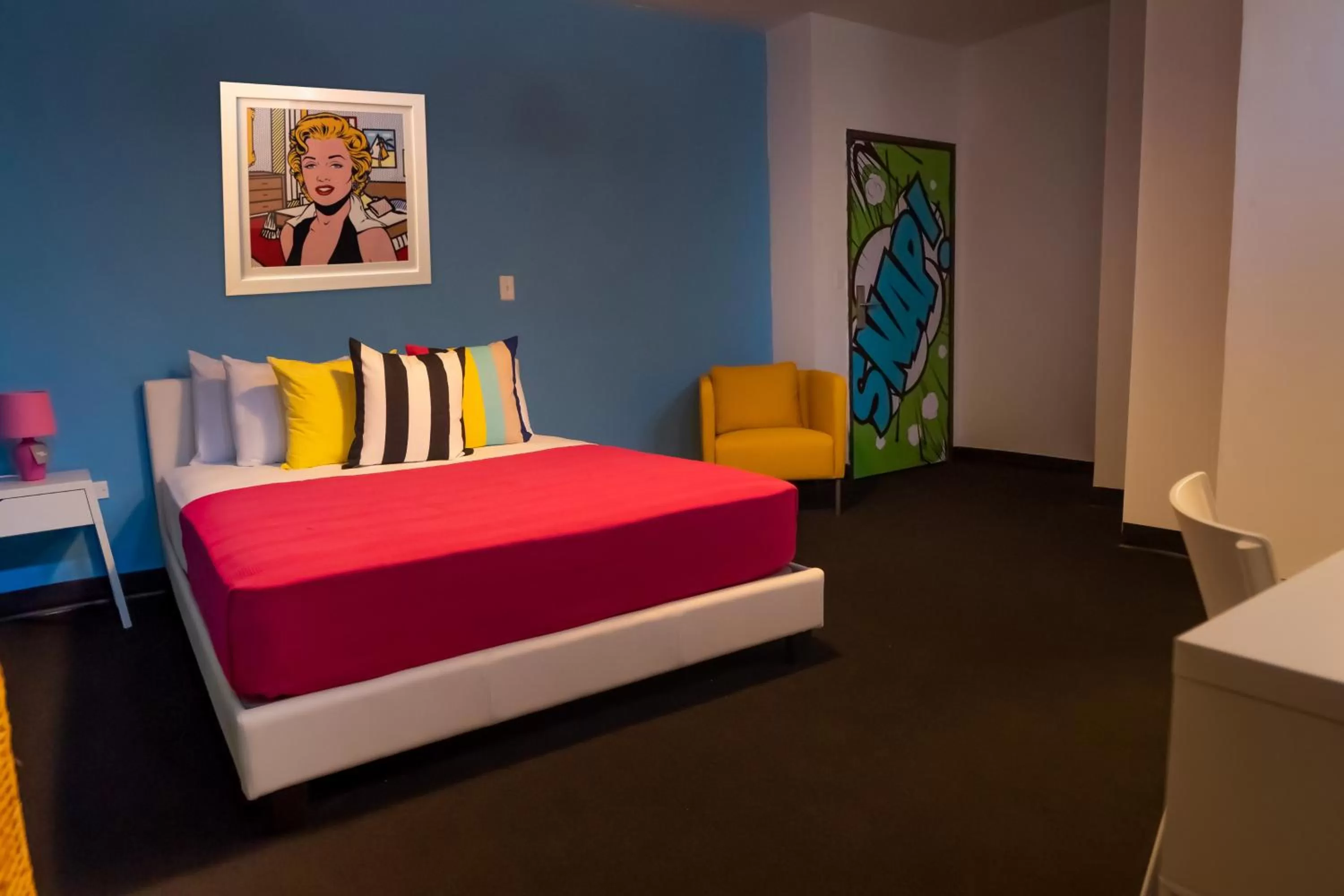 Bed in The Fox Hotel