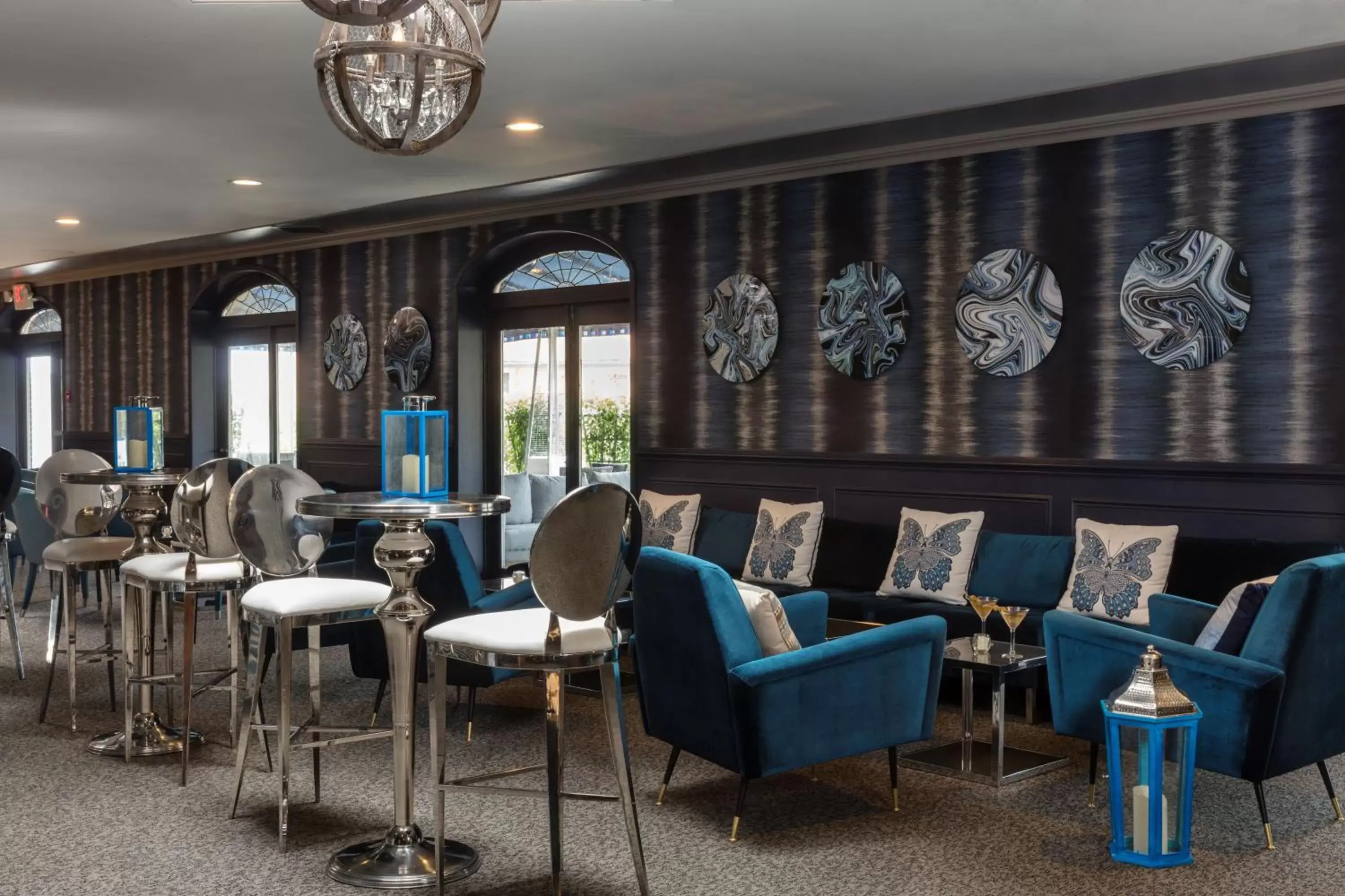 Lounge or bar in Berkeley Oceanfront Hotel