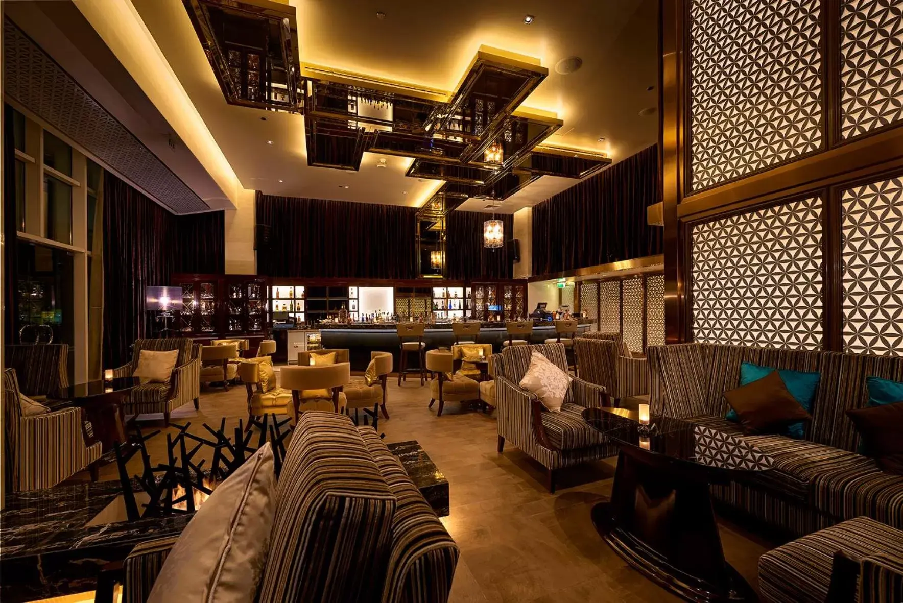 Restaurant/Places to Eat in Millennium Airport Hotel Dubai