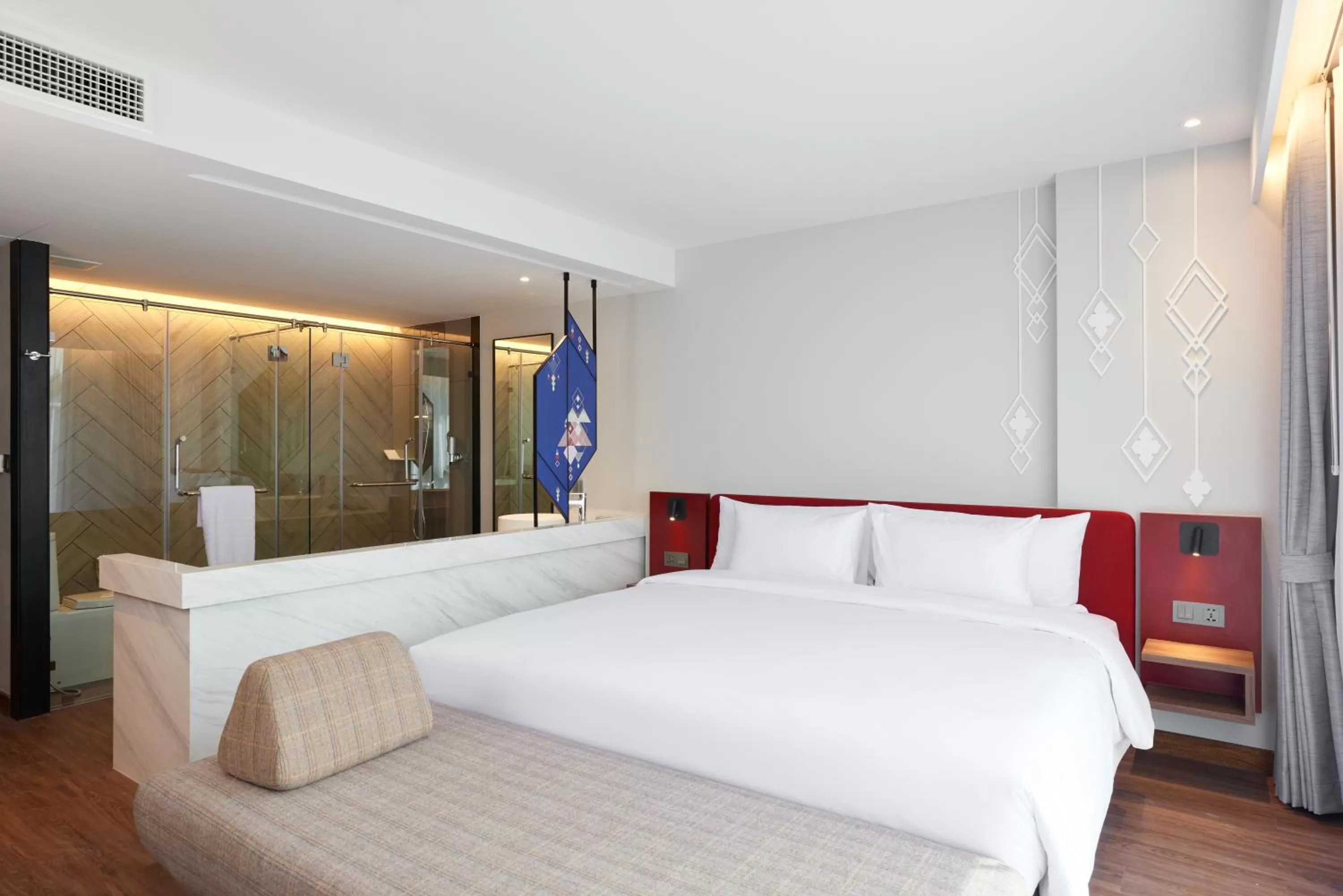 Bed in Centara Life Hotel Bangkok Phra Nakhon