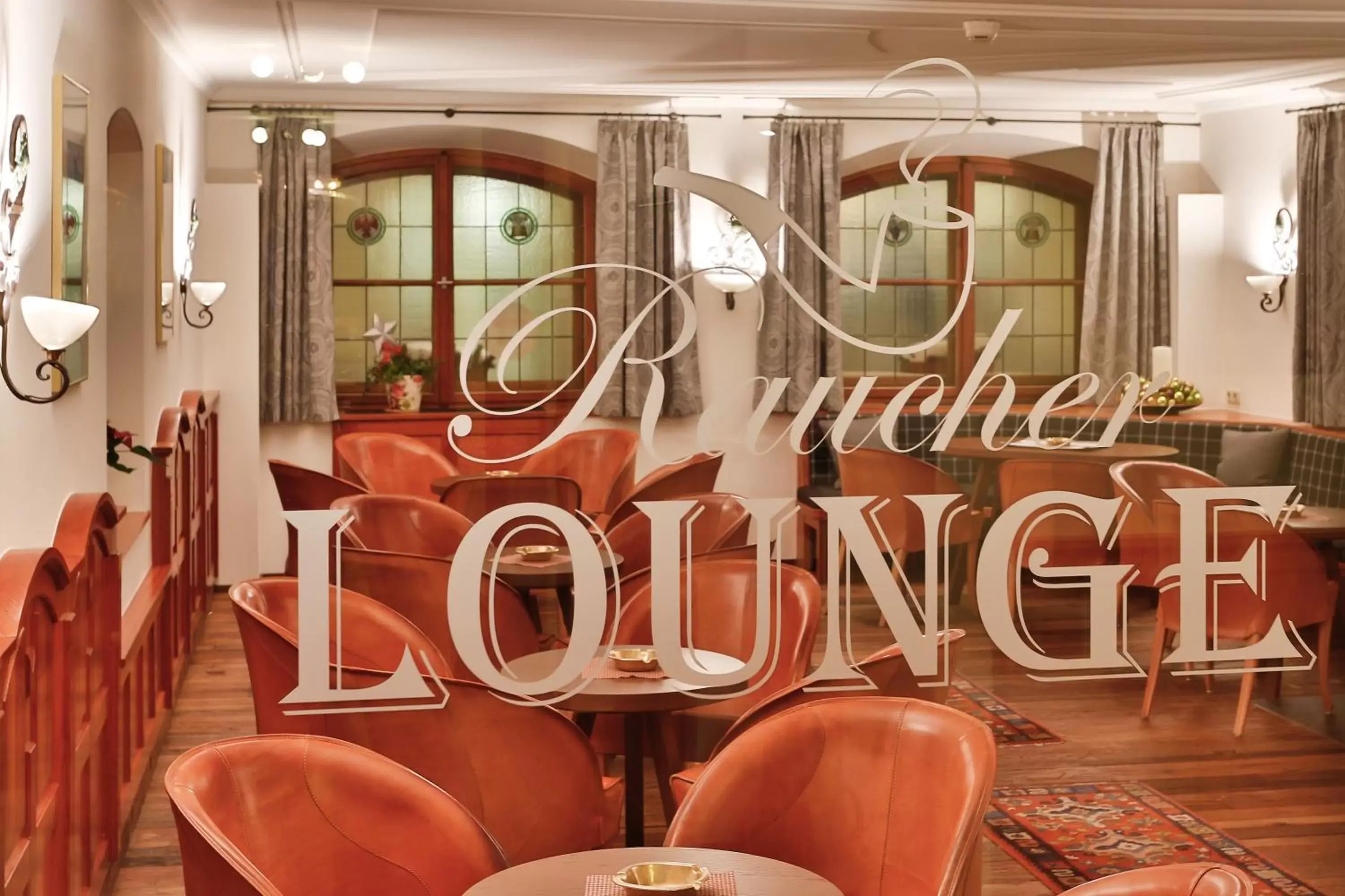 Lounge or bar, Restaurant/Places to Eat in Hotel Zum Mohren