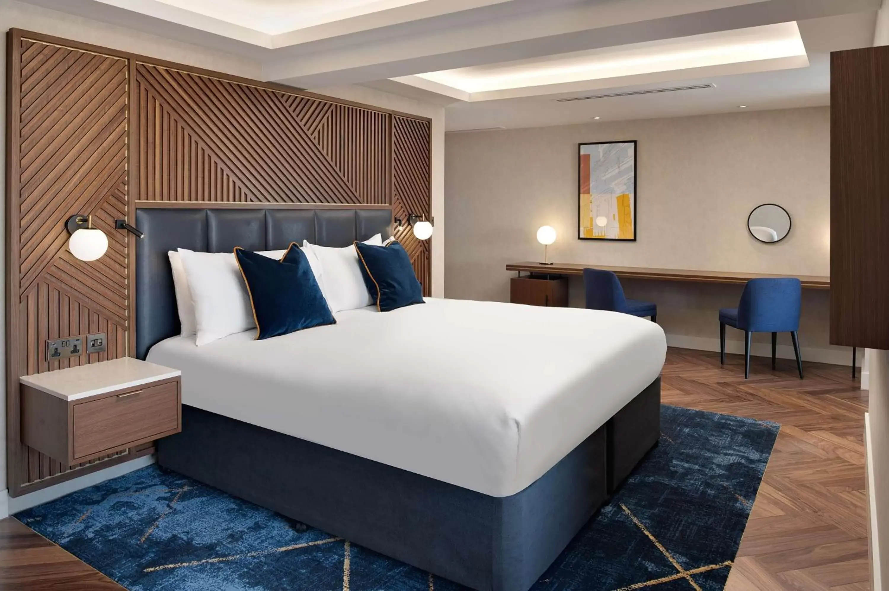 Bed in Hilton London Metropole