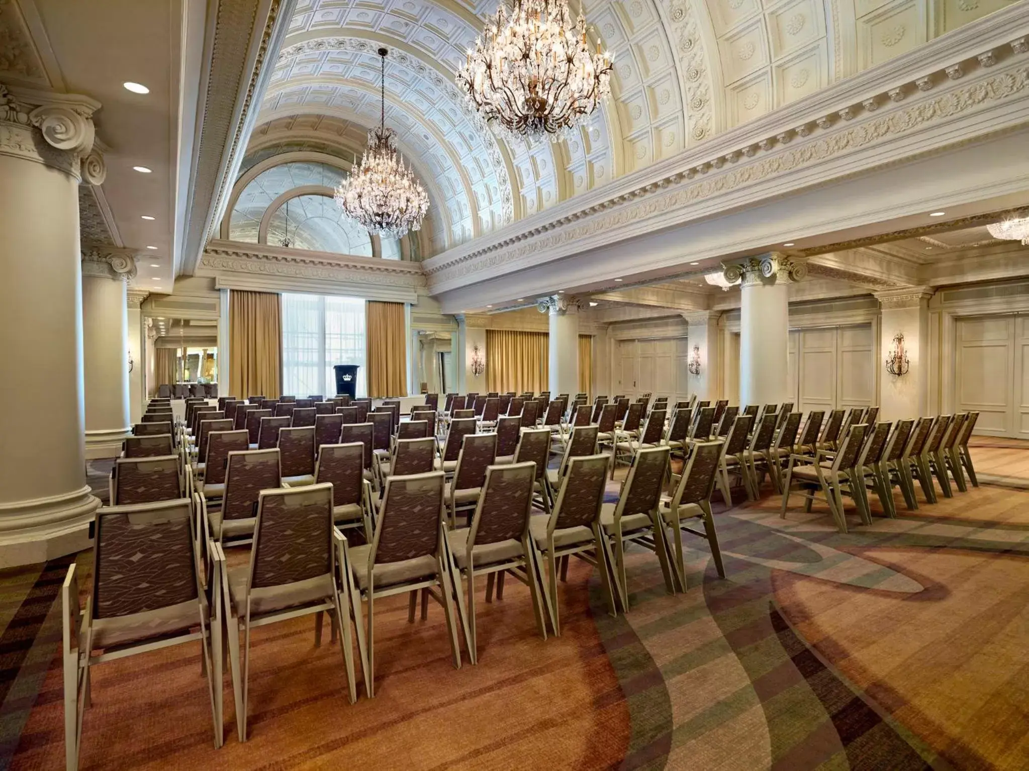 Meeting/conference room in The Omni King Edward Hotel