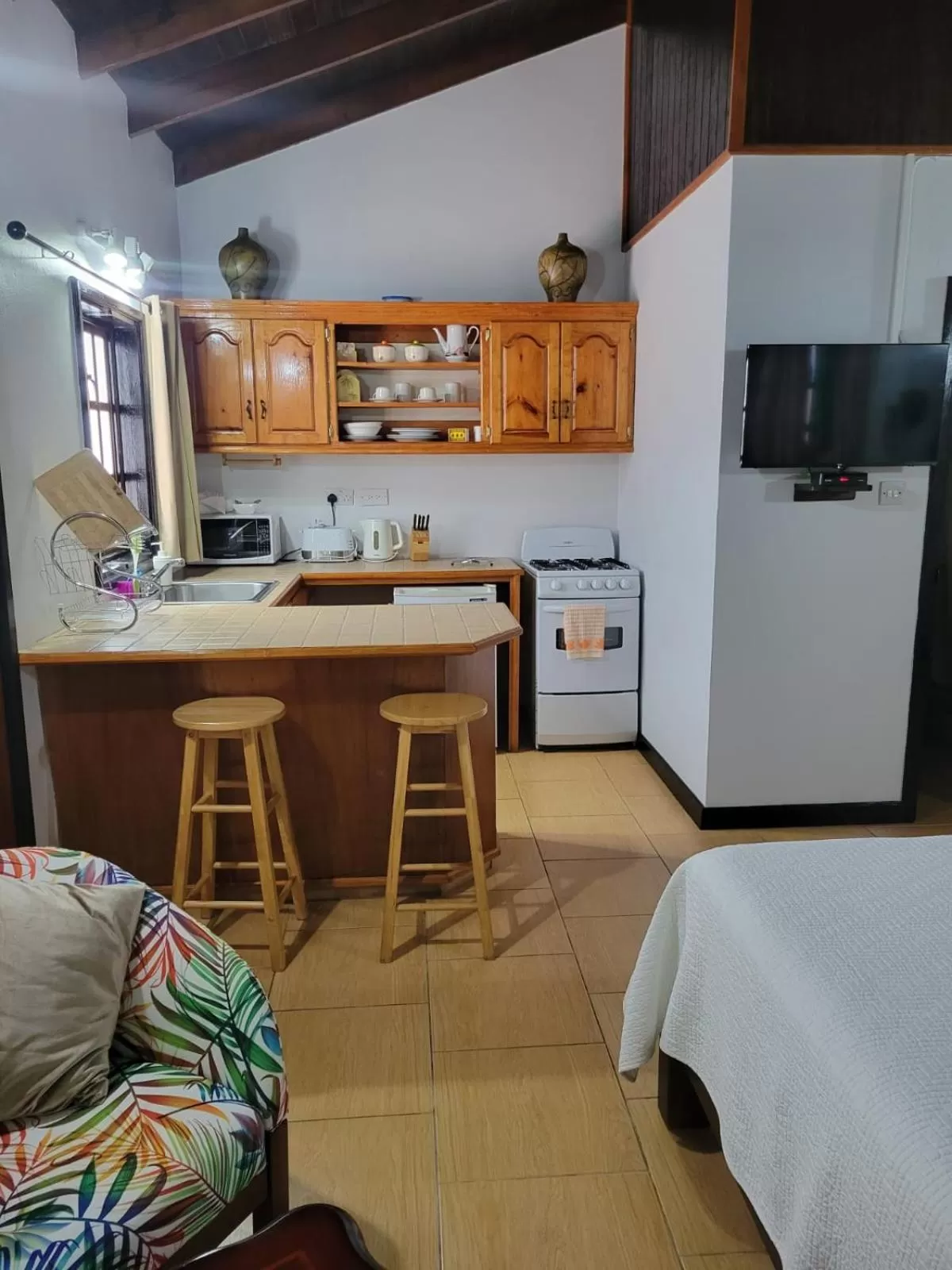 Kitchen or kitchenette in Samfi Gardens