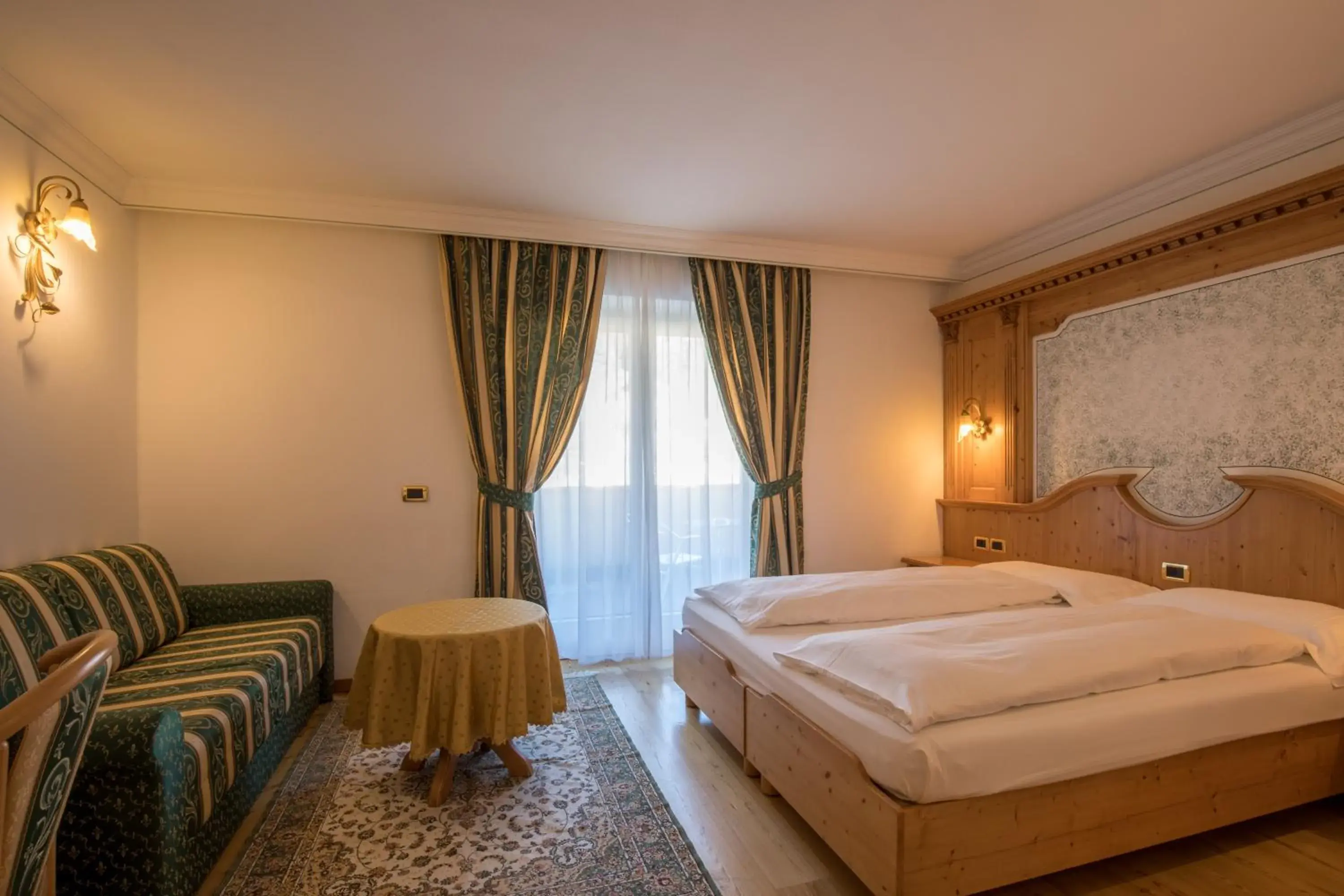 Comfort Triple Room in Hotel Chalet all'Imperatore Comfort Triple Room in Hotel Chalet all'Imperatore