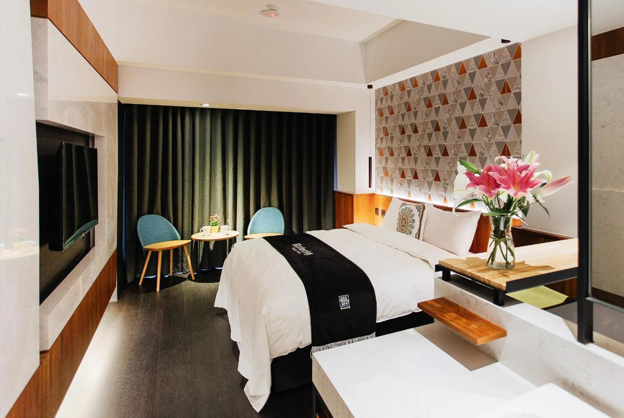 Photo of the whole room, Bed in CHECK inn Taichung Zhongshan