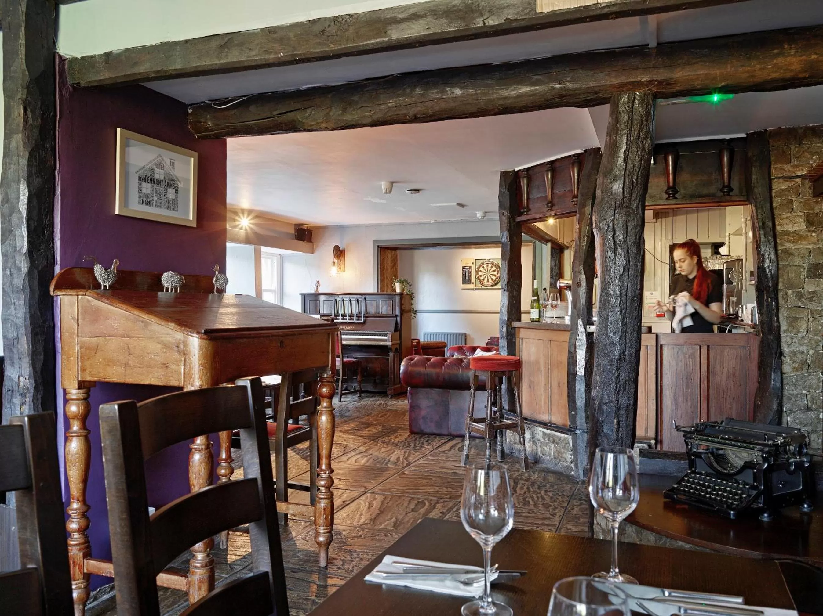 Restaurant/places to eat in Tennant Arms Hotel