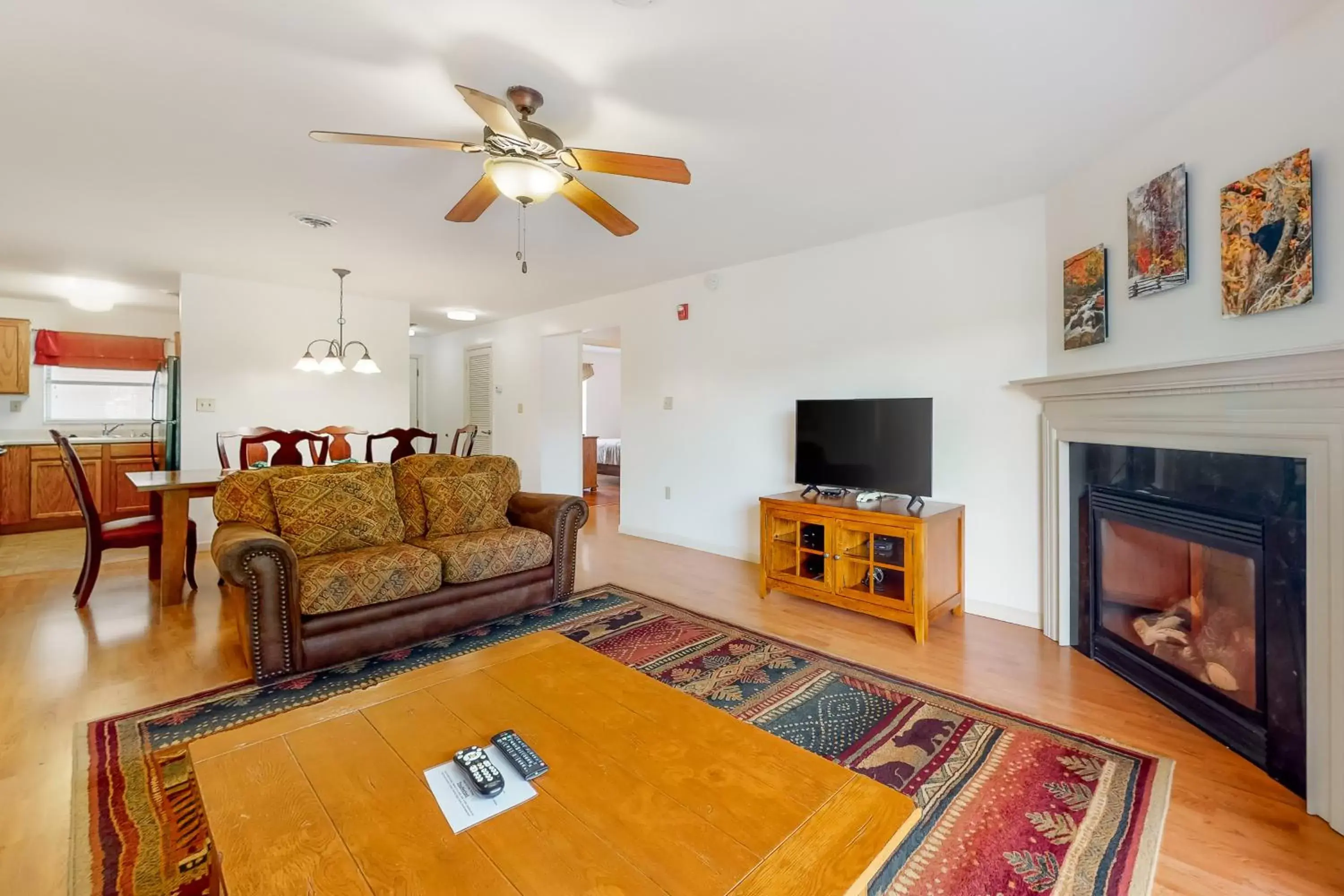 Three-Bedroom Apartment in Cedar Lodge