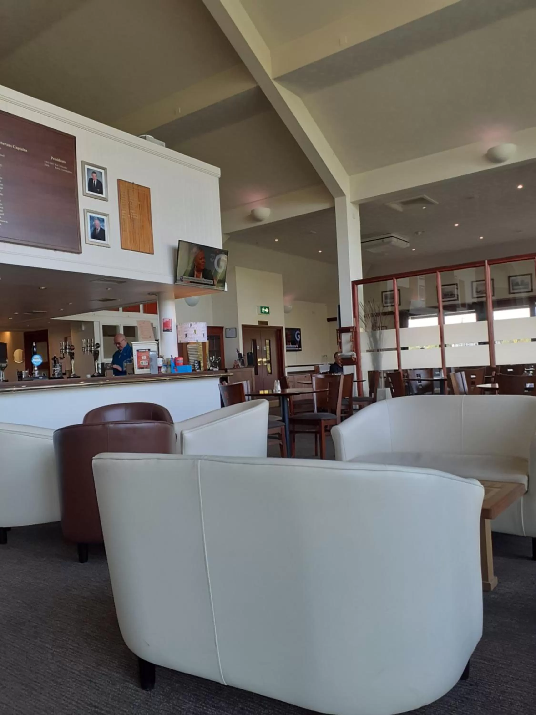 Restaurant/places to eat, Lounge/Bar in Weald of Kent Golf Course and Hotel
