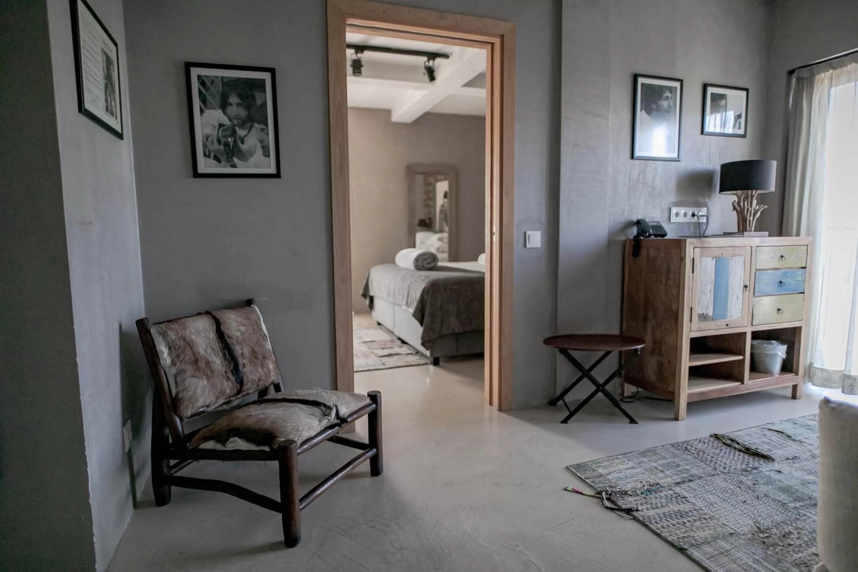 Bed in Surfers Lodge Peniche