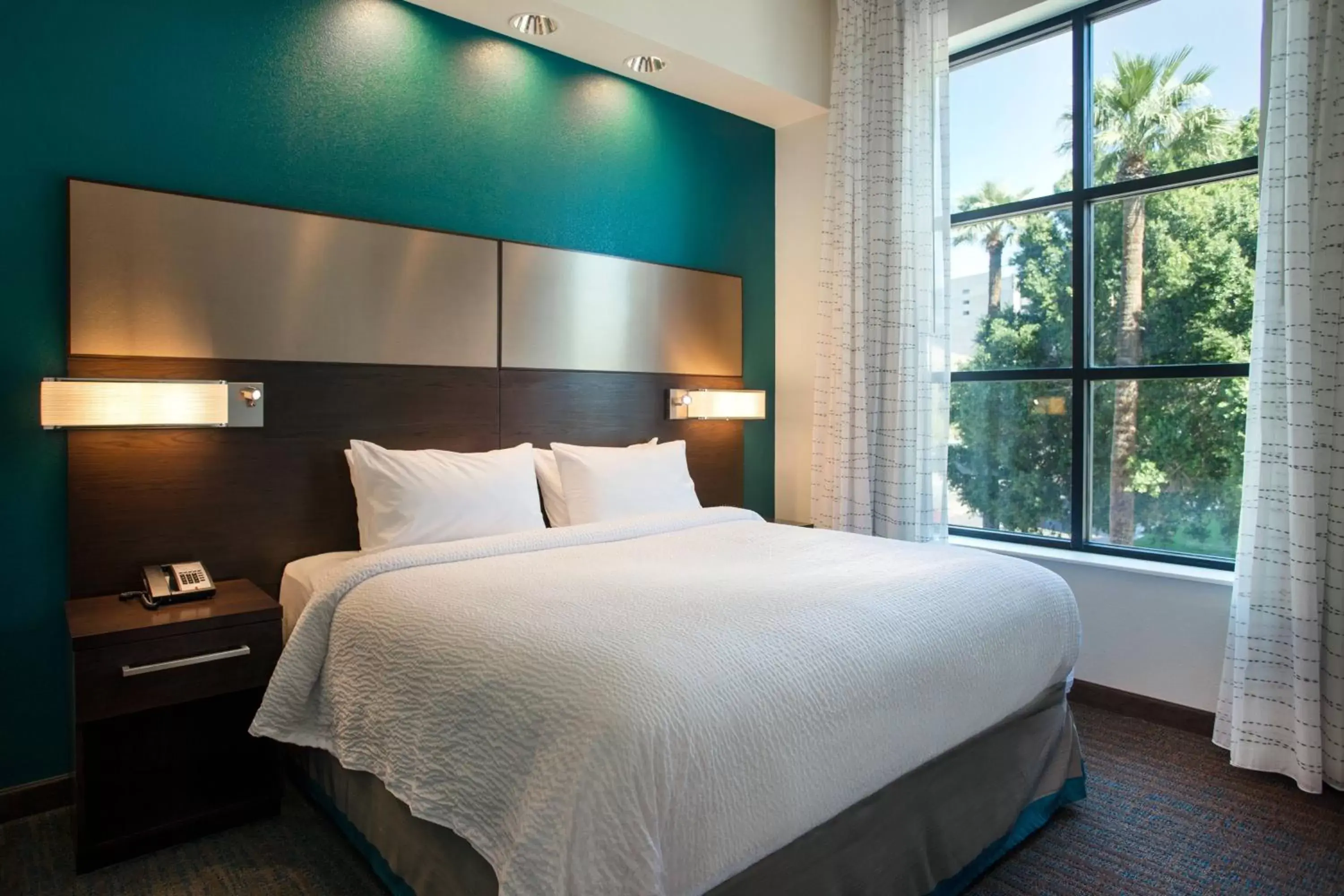 Bedroom, Bed in Residence Inn by Marriott Tempe Downtown/University