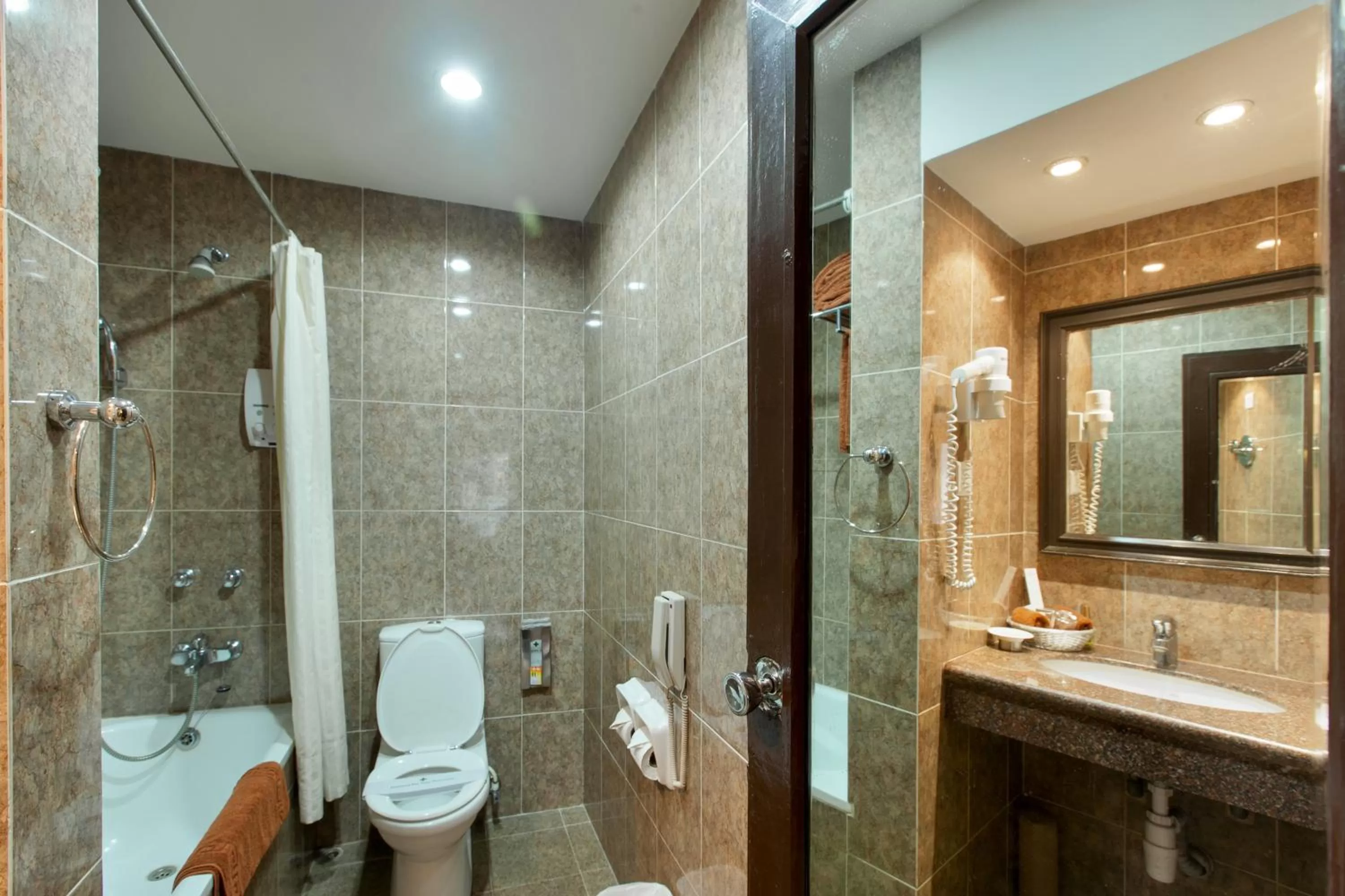 Bathroom in Hotel Shanker-Palatial Heritage Kathmandu