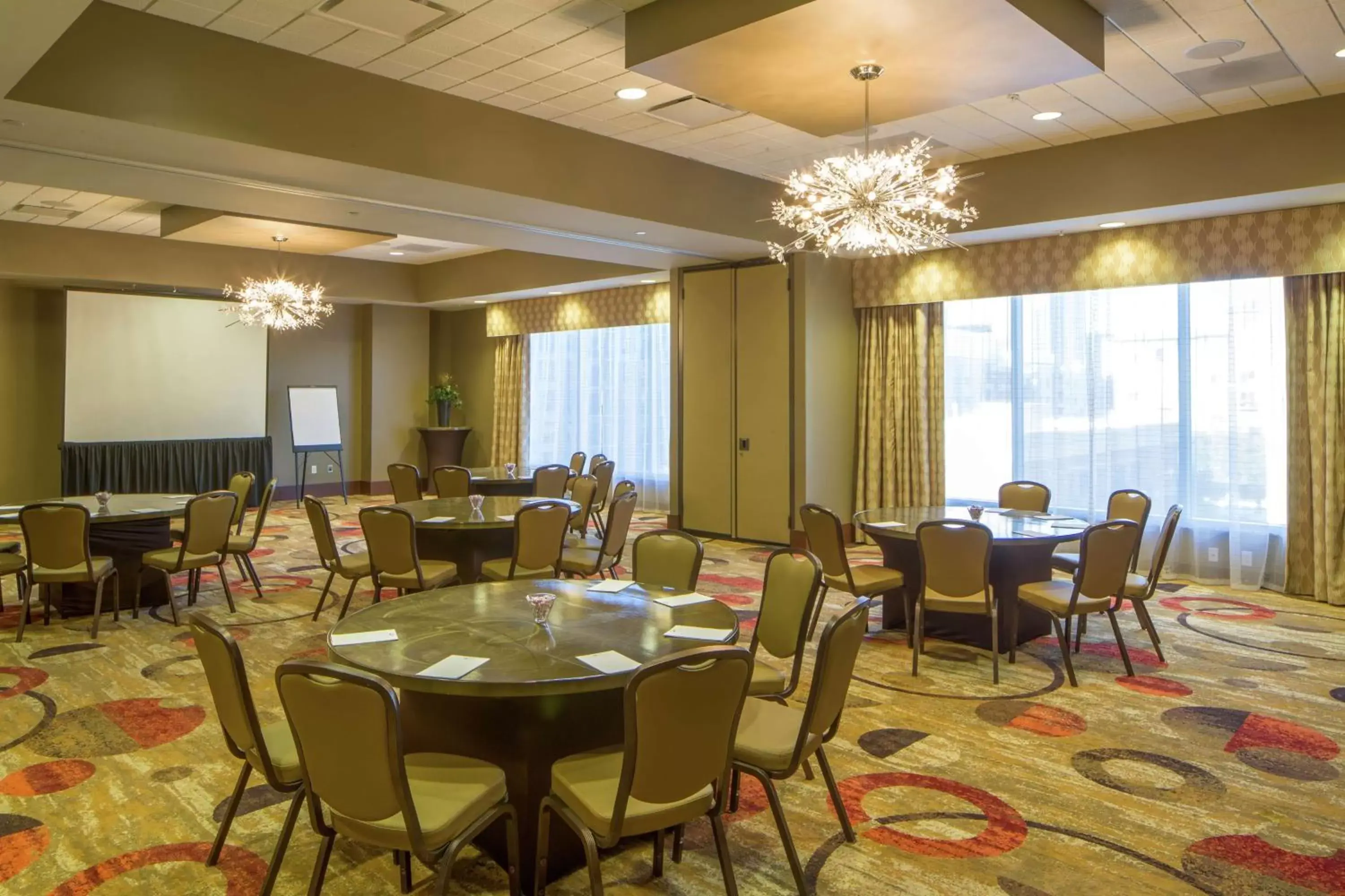 Meeting/conference room, Restaurant/Places to Eat in Hampton Inn Houston Downtown