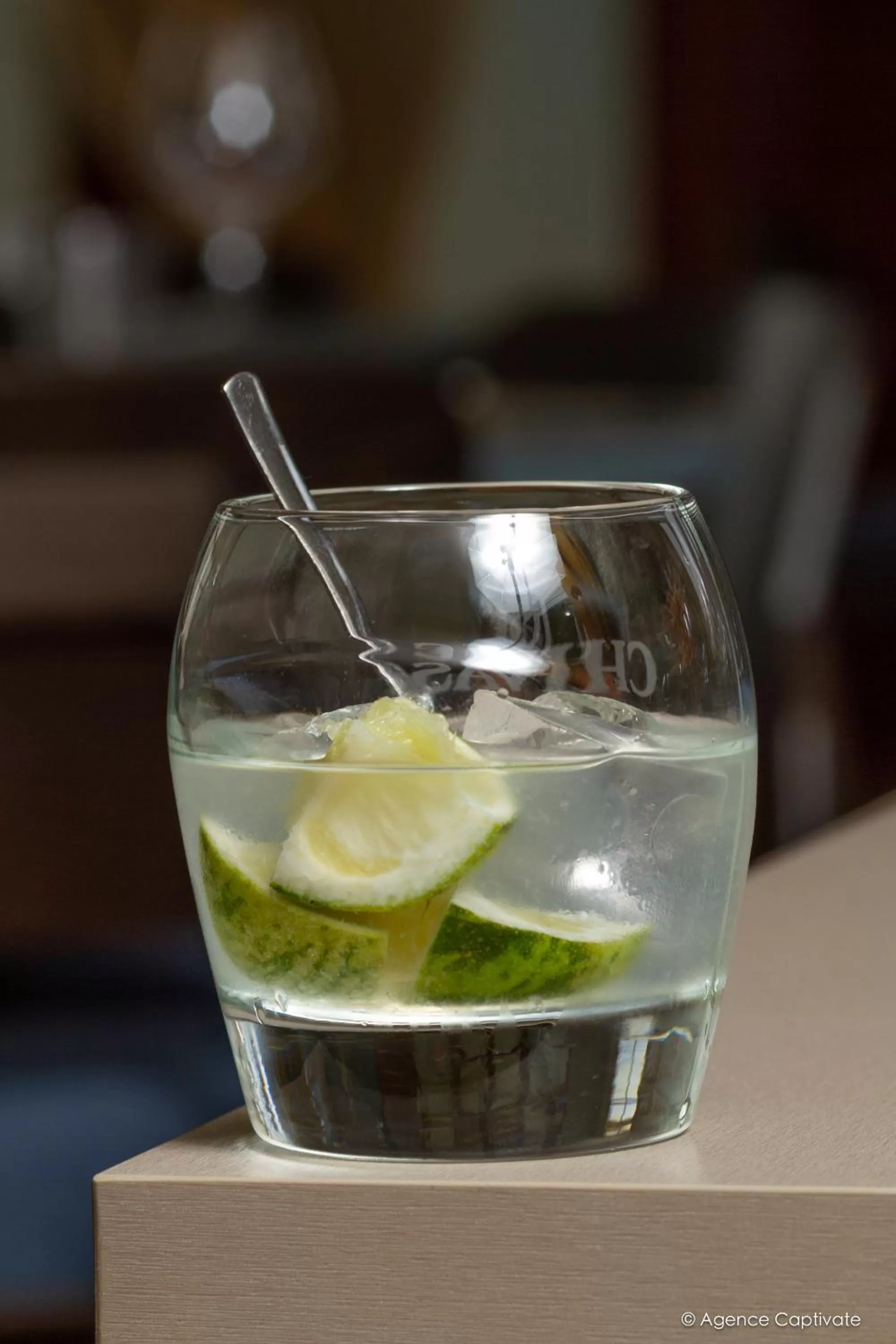 Lounge or bar in Hotel Restaurant Spa De La Citadelle Lorient