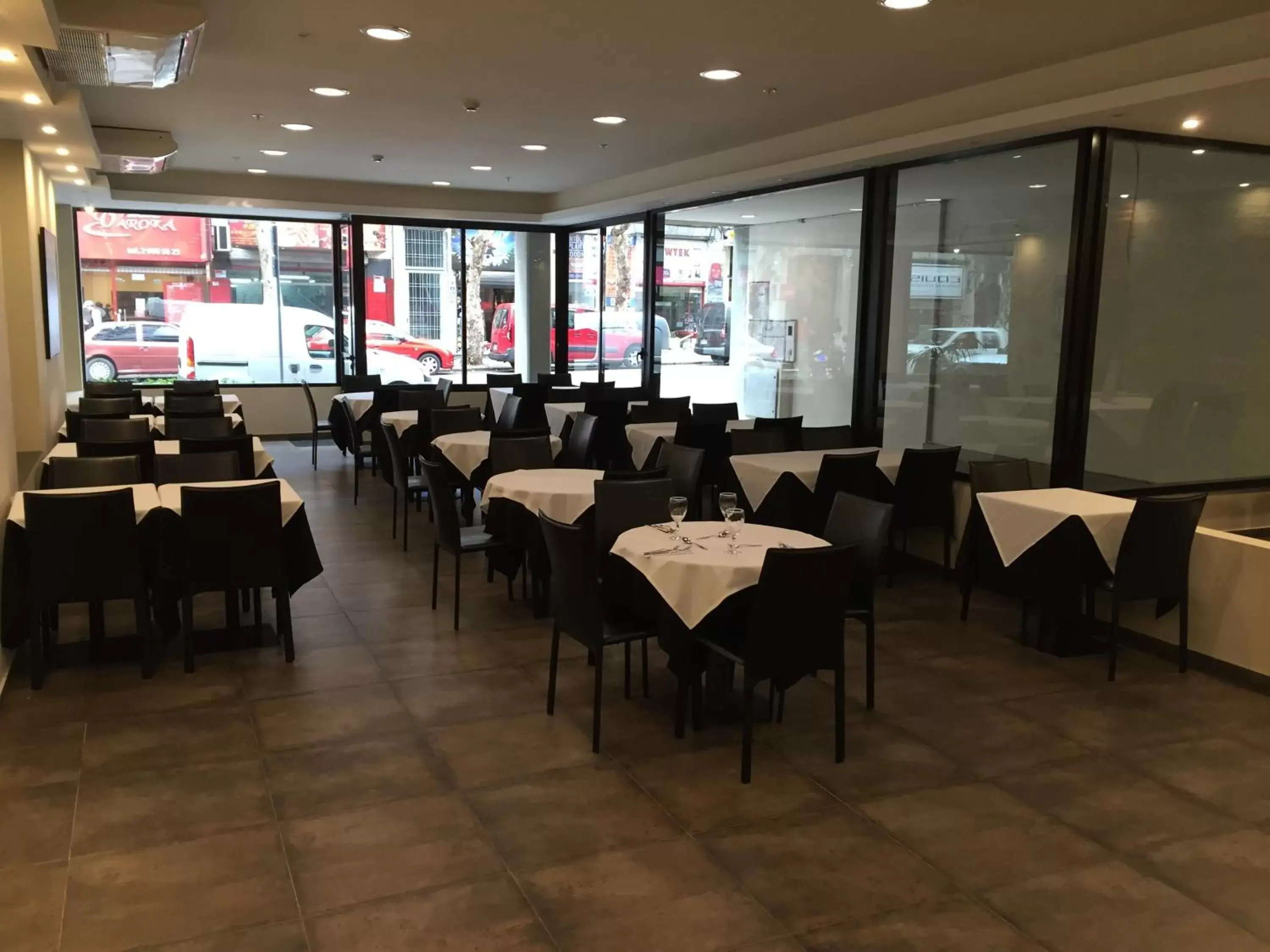 Restaurant/places to eat in Crystal Tower Restaurant/places to eat in Crystal Tower