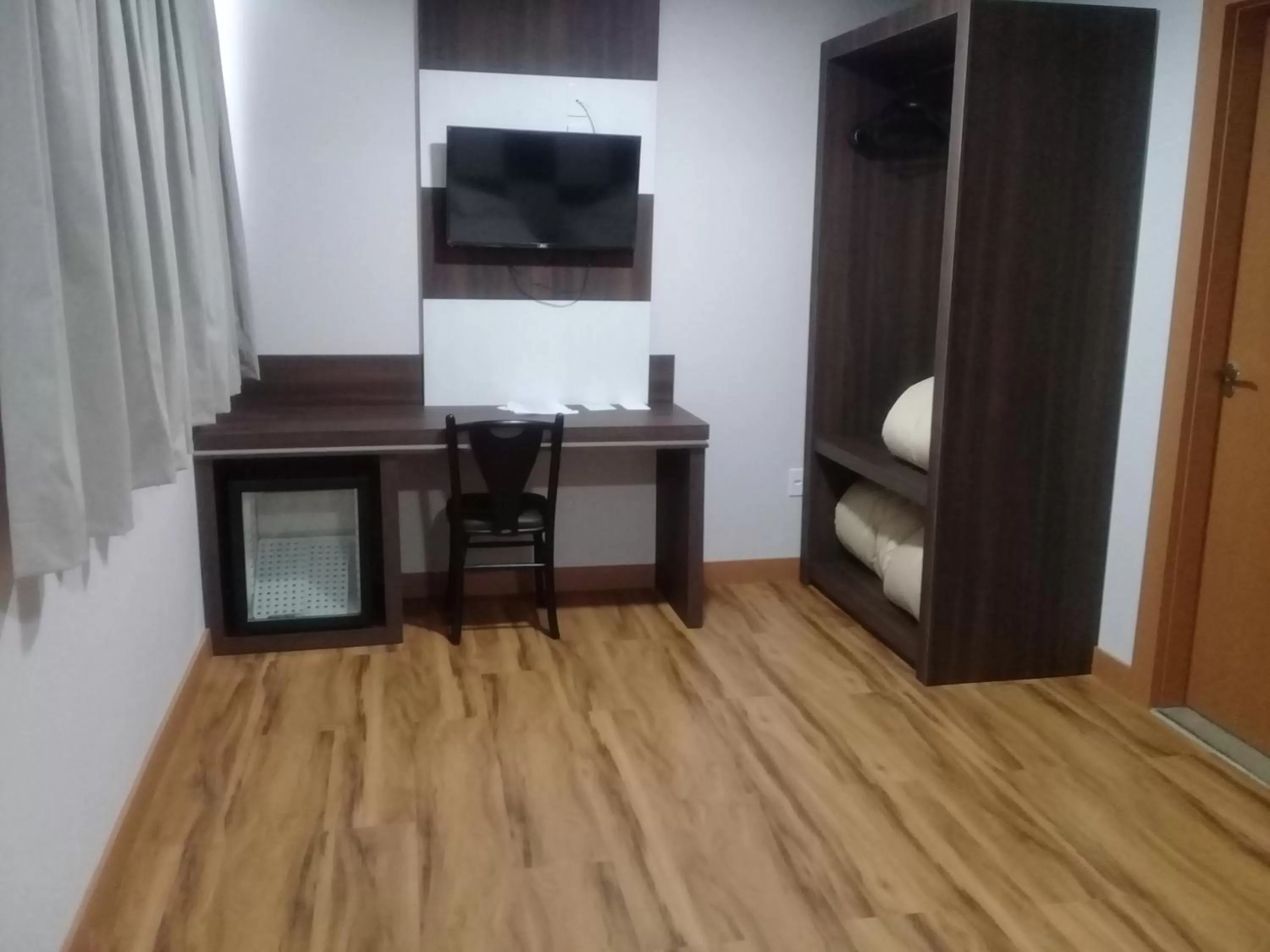 Hotel Maestro Villa Do Lago Toledo