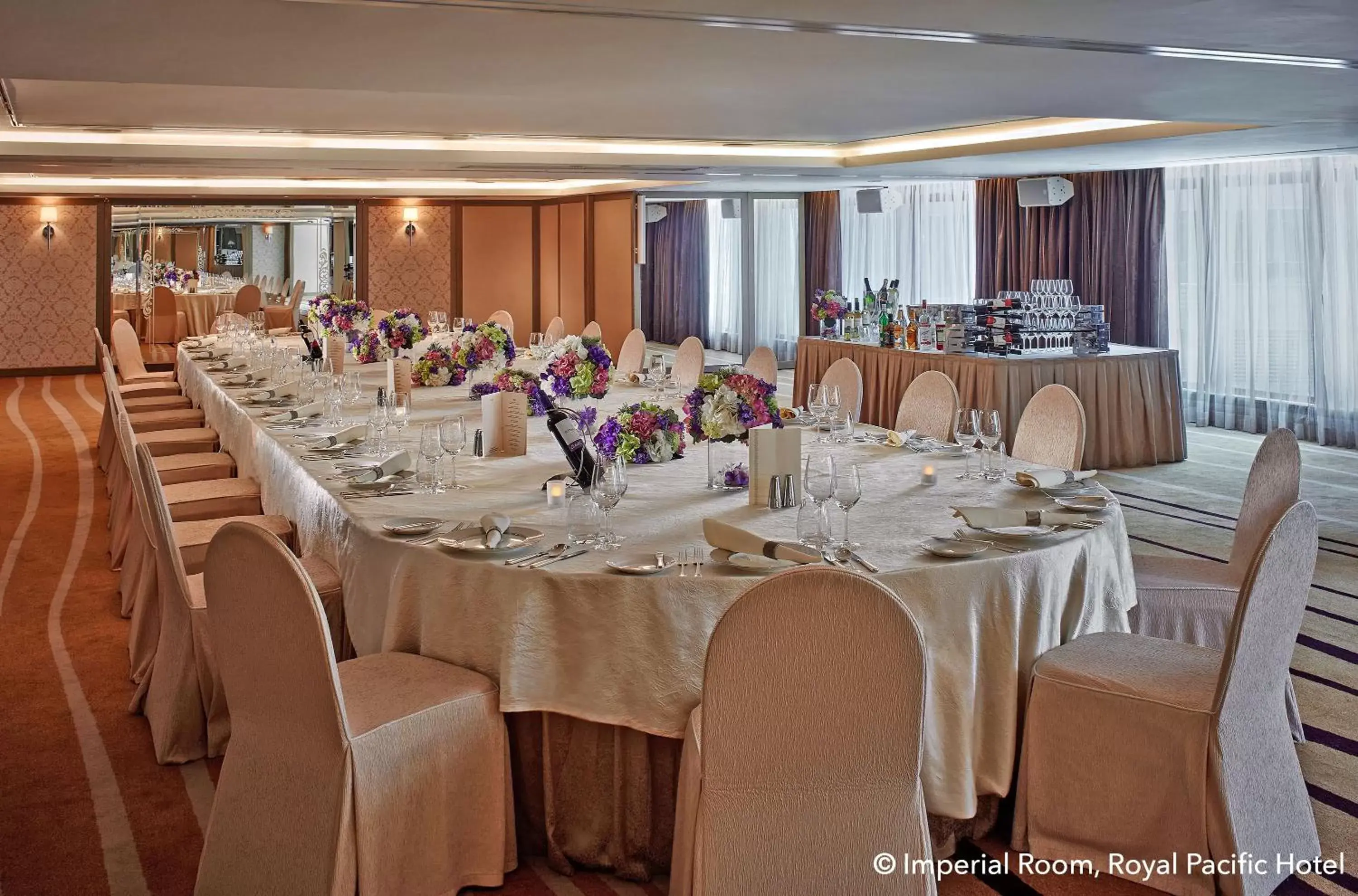 Banquet/Function facilities, Banquet Facilities in The Royal Pacific Hotel & Towers