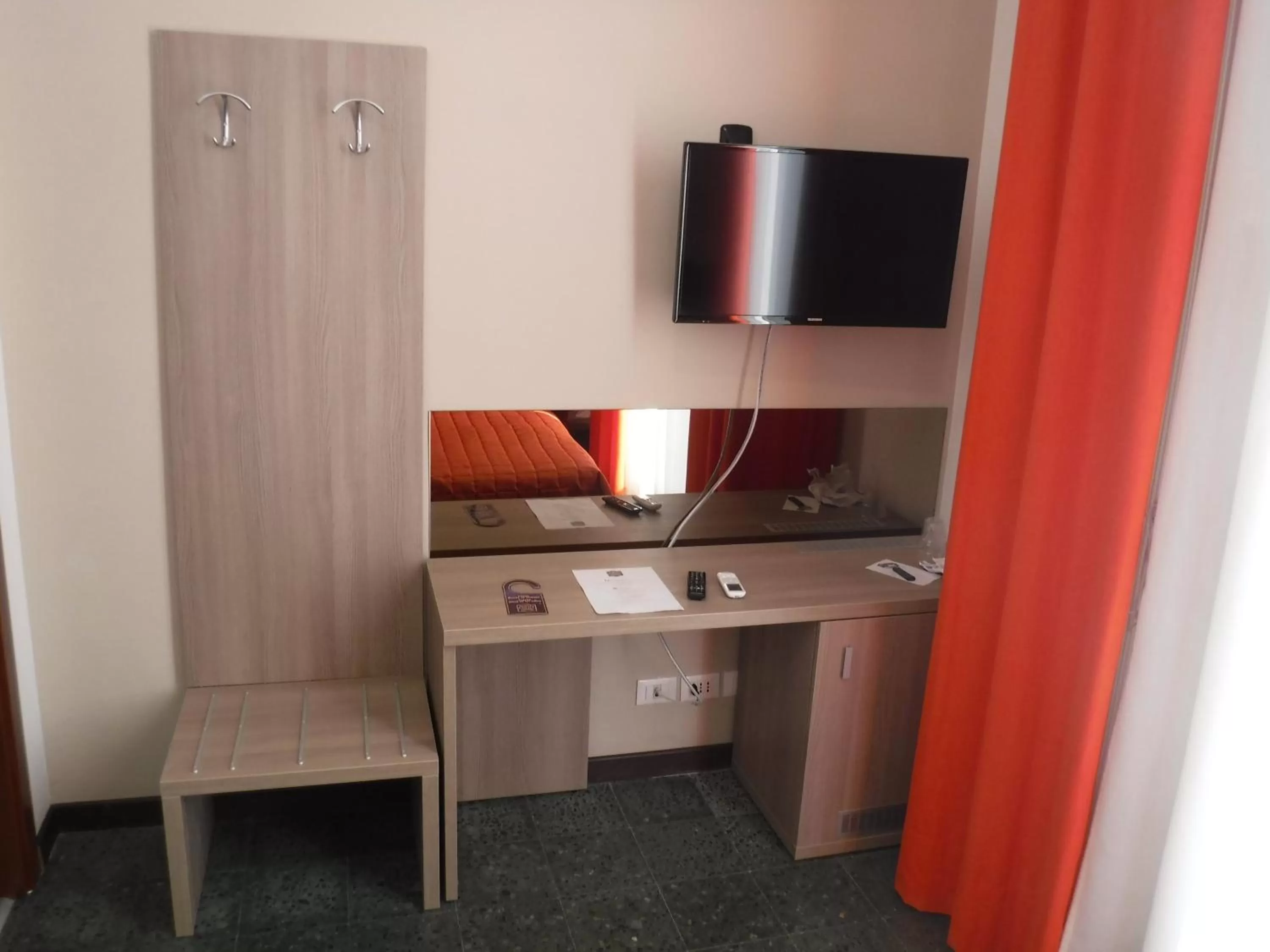 TV and multimedia in Moonlight Hotel&Suites