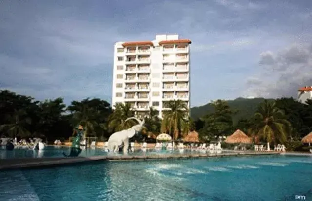 Facade/entrance, Property Building in GHL Relax Hotel Costa Azul