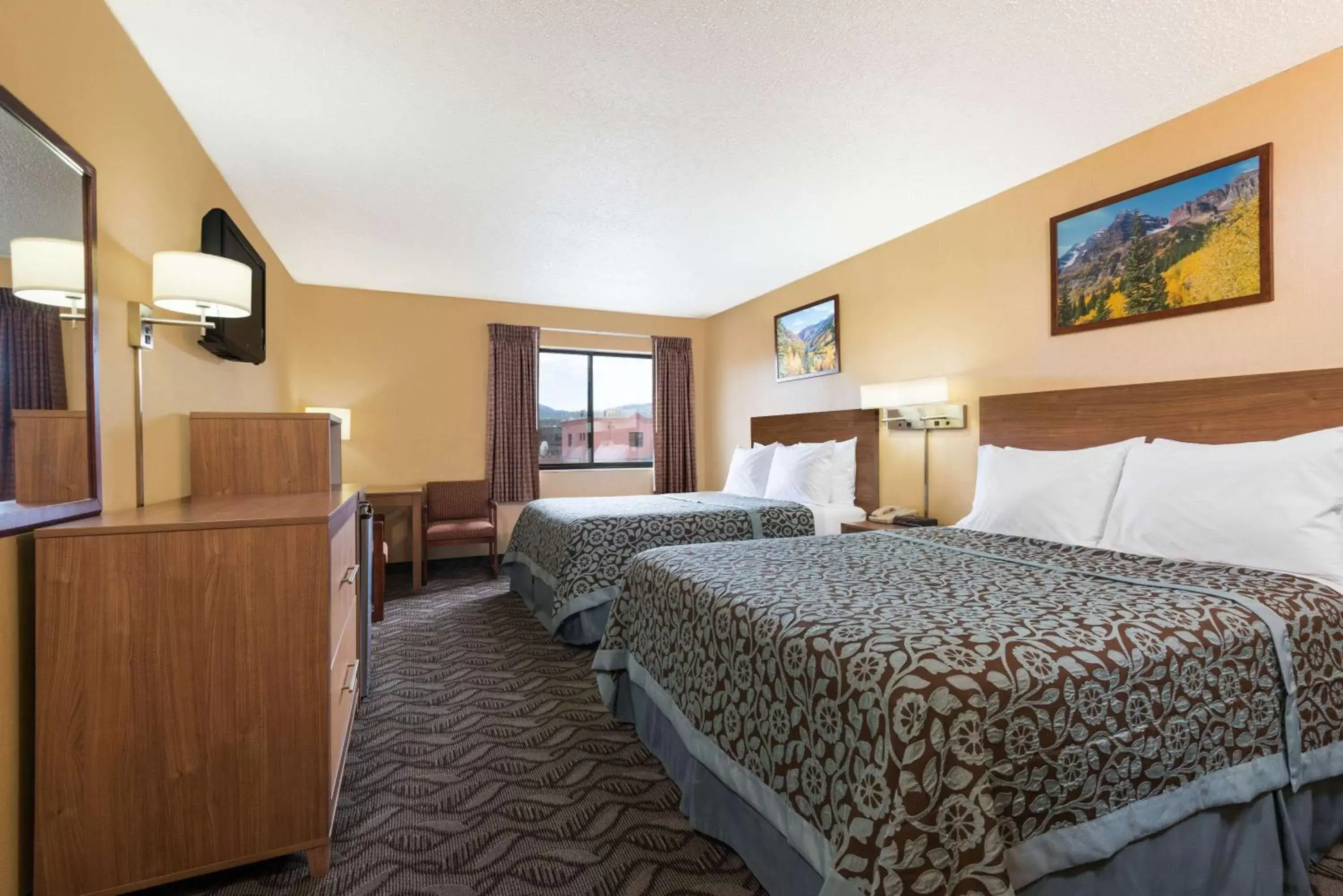 Photo of the whole room in Days Inn by Wyndham Carbondale