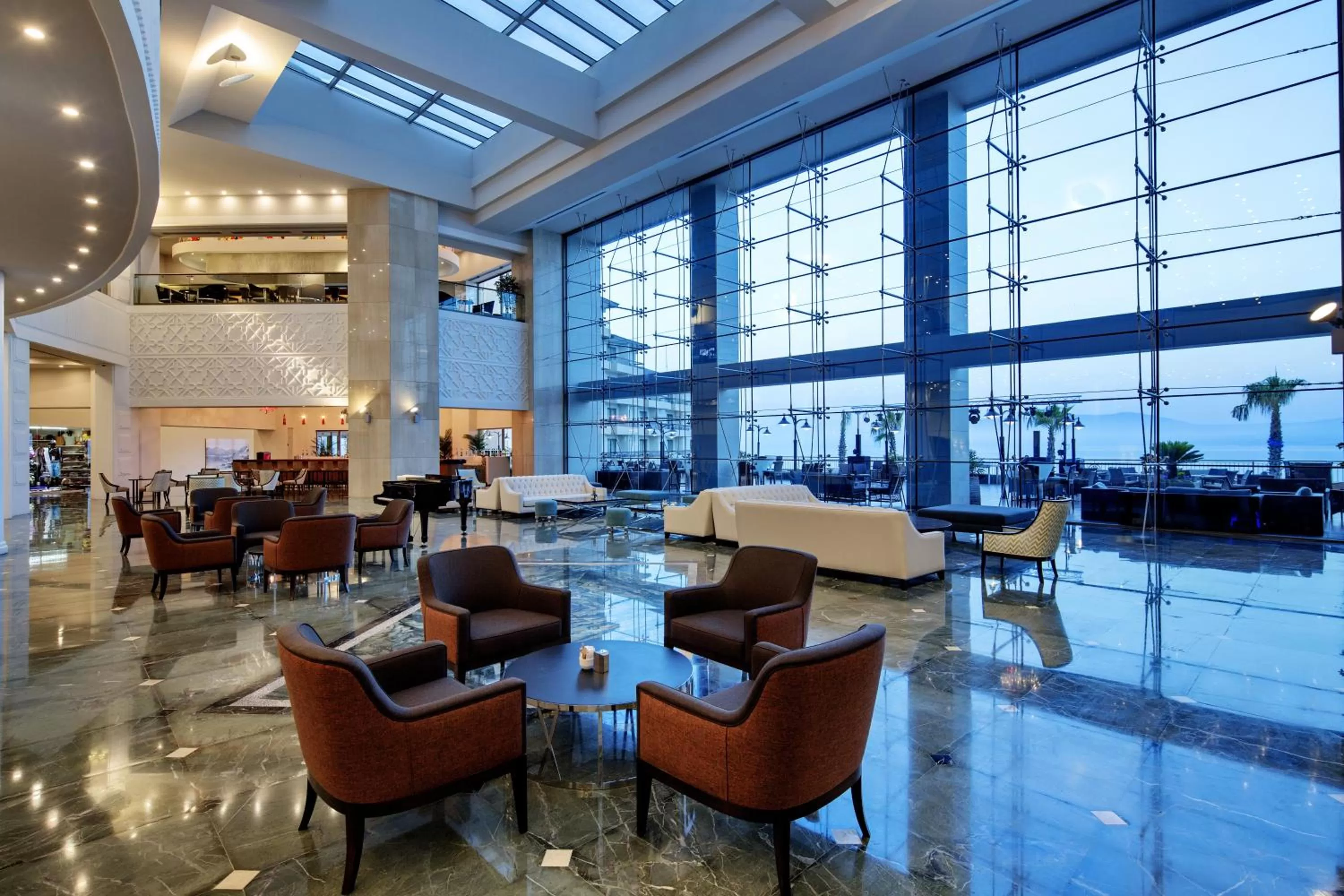 Lobby or reception in Royal Teos Thermal Resort Clinic & Spa - Halal Hotel