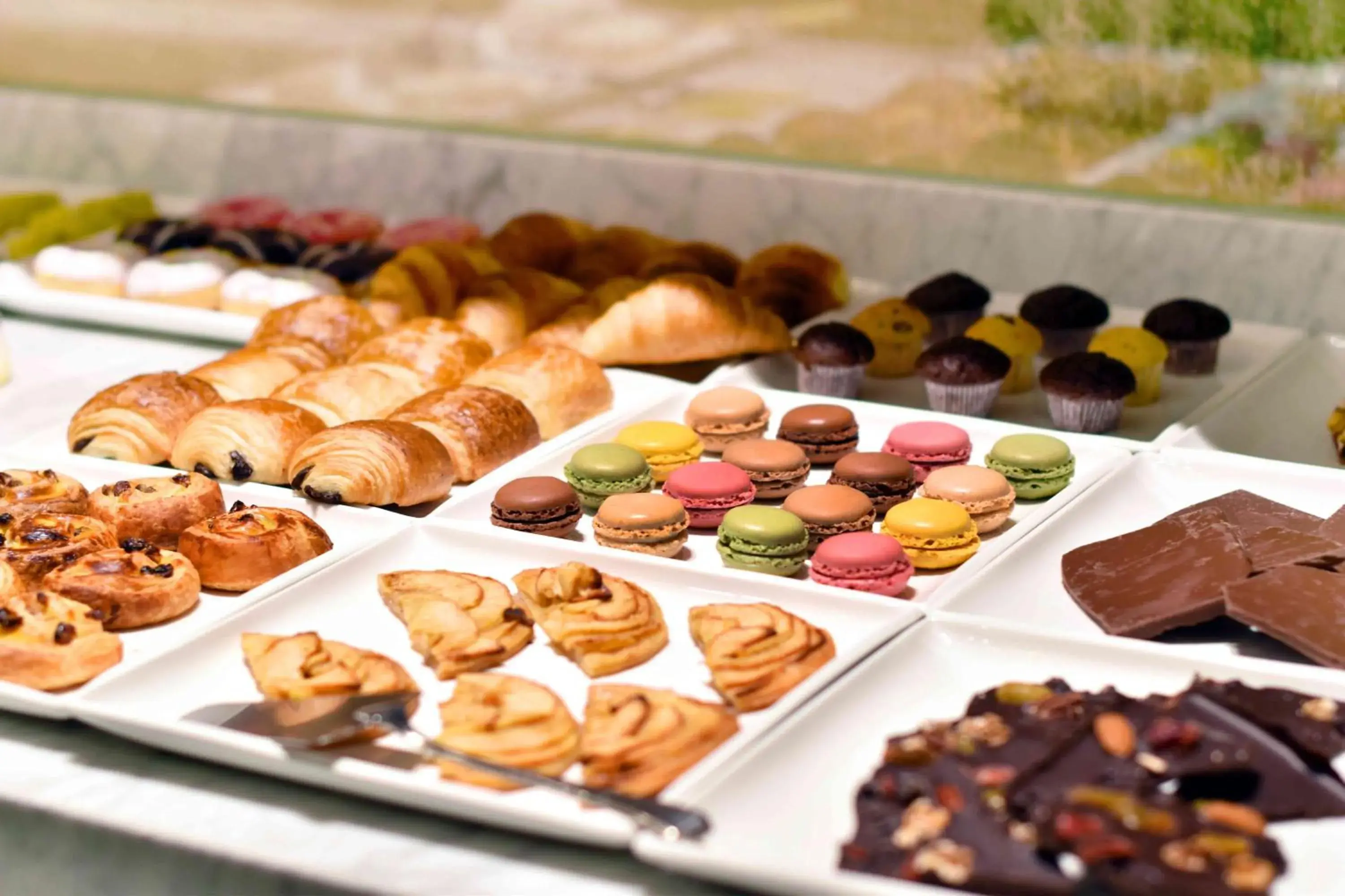 Buffet breakfast in De Tuilerieen - Small Luxury Hotels of the World