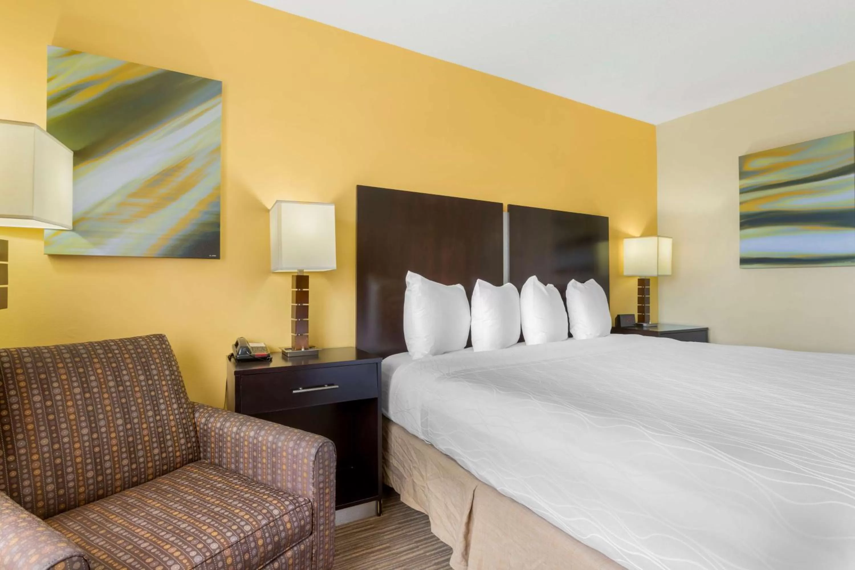 Bedroom, Bed in Best Western Plus the Four Corners Inn