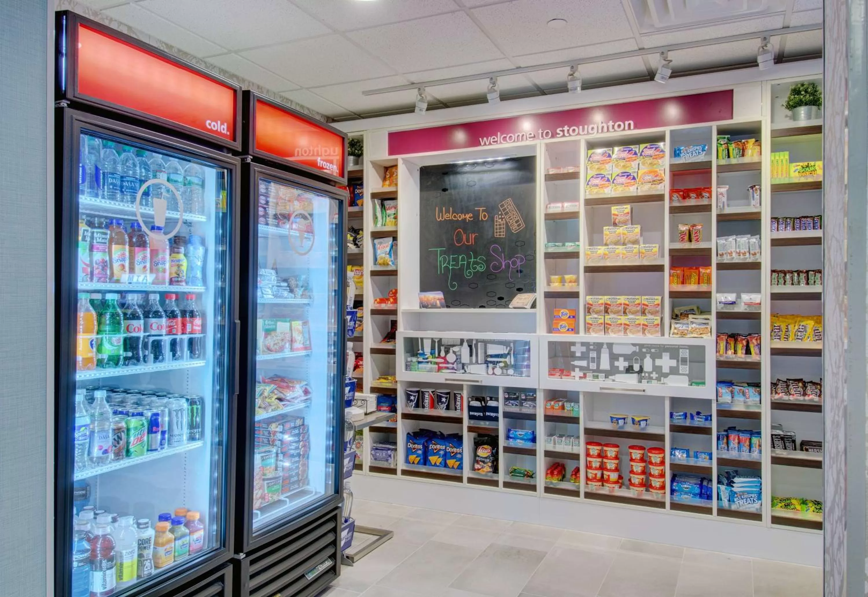 Restaurant/places to eat in Hampton Inn & Suites Boston/Stoughton, Ma