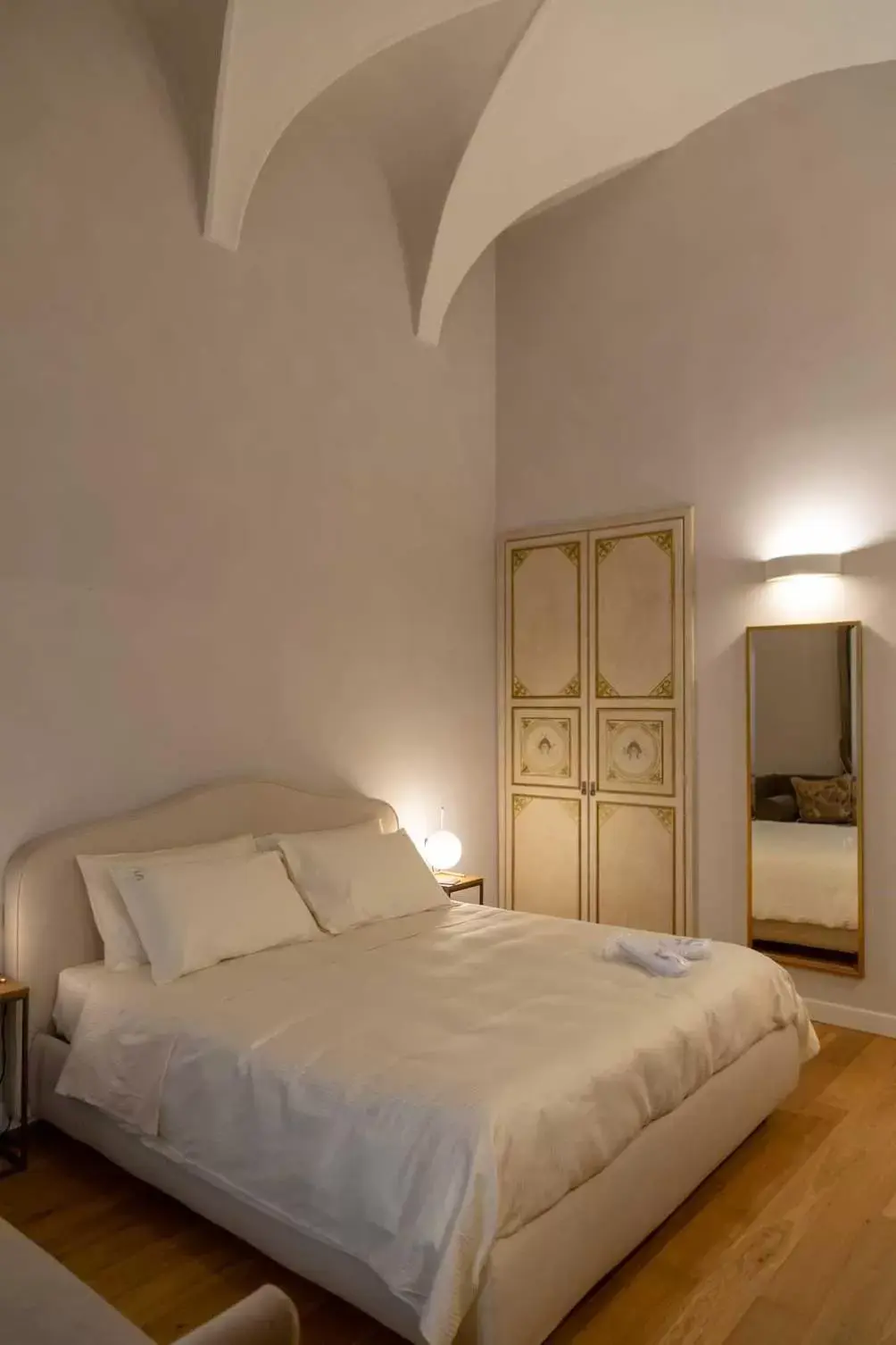 Photo of the whole room, Bed in Dimora Storica Lo Svevo