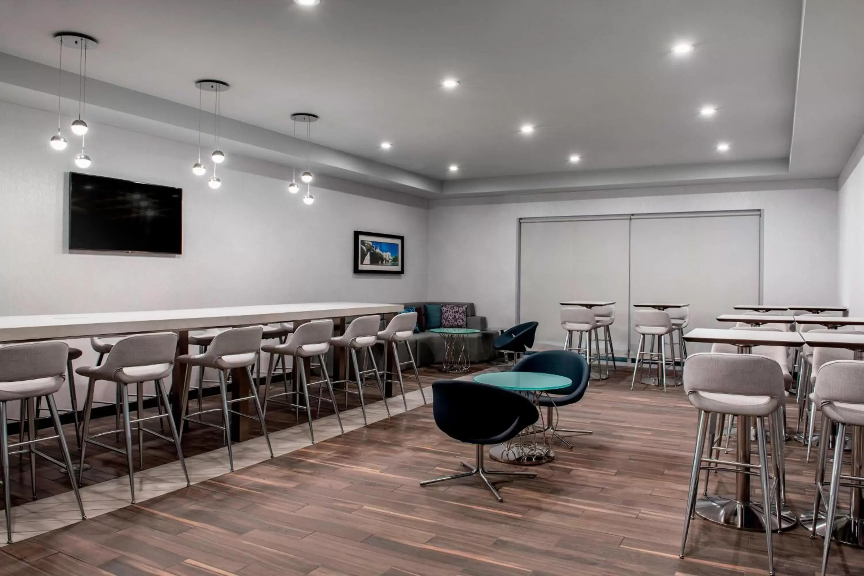 Lounge or bar in Fairfield Inn & Suites by Marriott Winnipeg