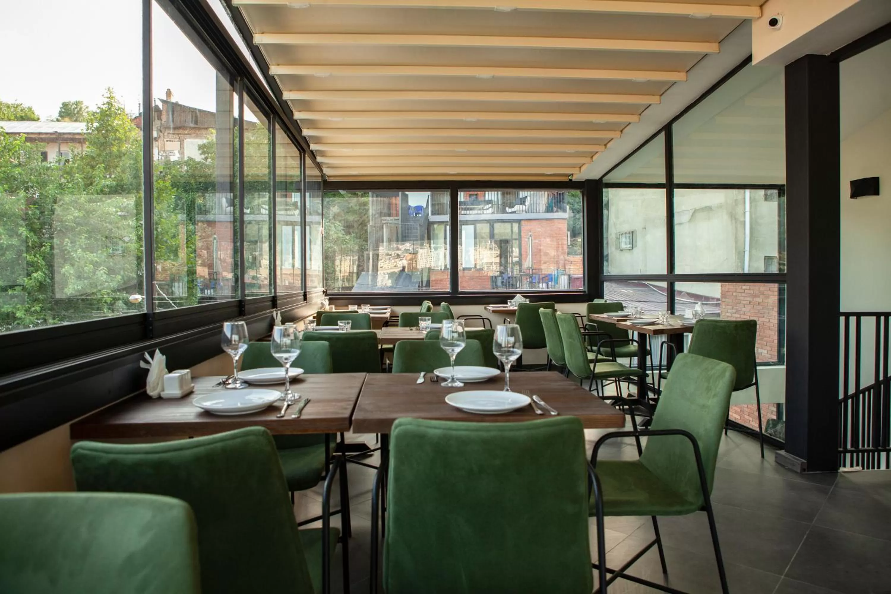 Restaurant/places to eat in Old City Boutique Hotel