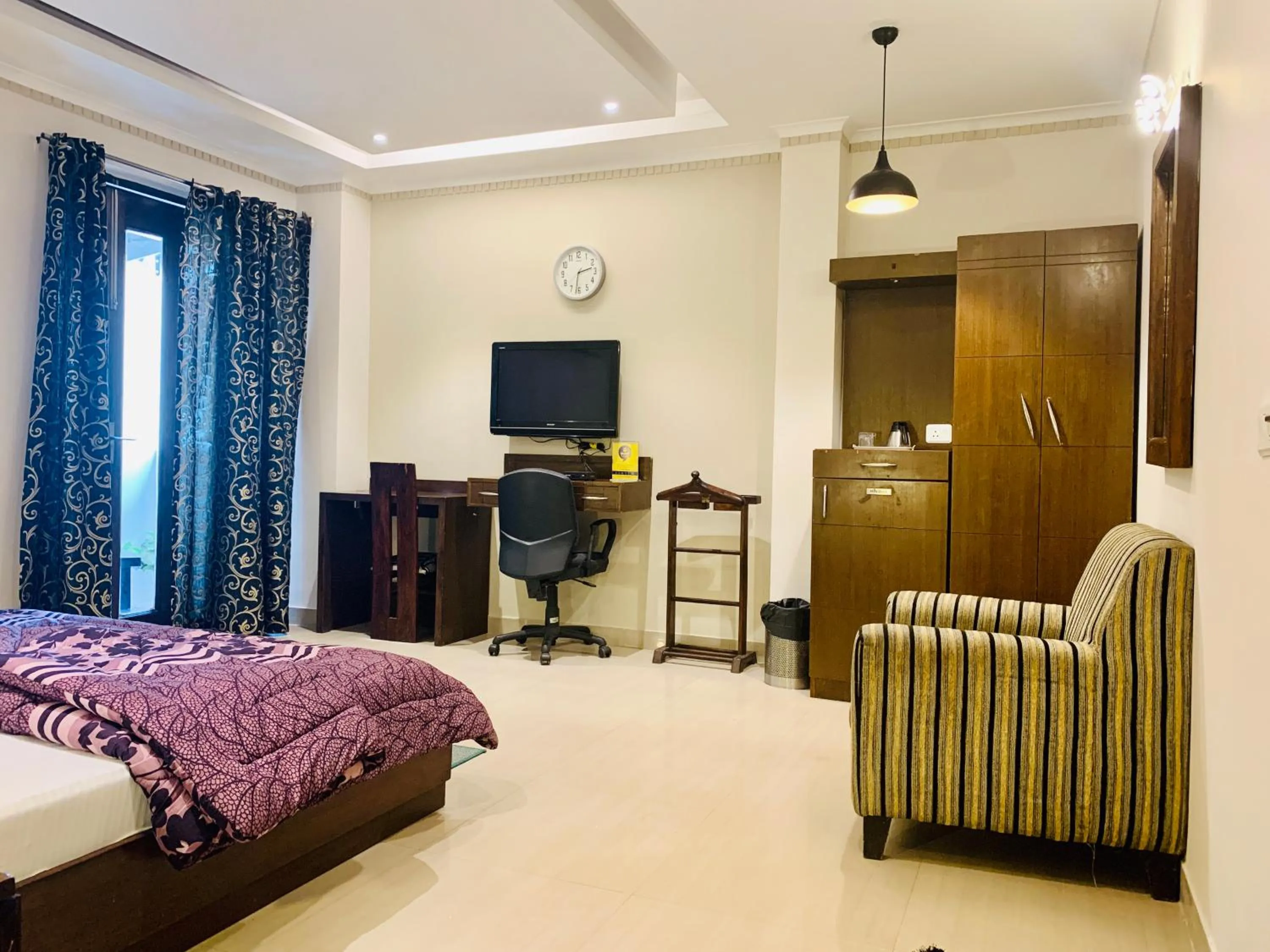 Photo of the whole room, Bed in Hotel City Premier - Near Galleria Market , Super Mart-1 DLF Gurgaon