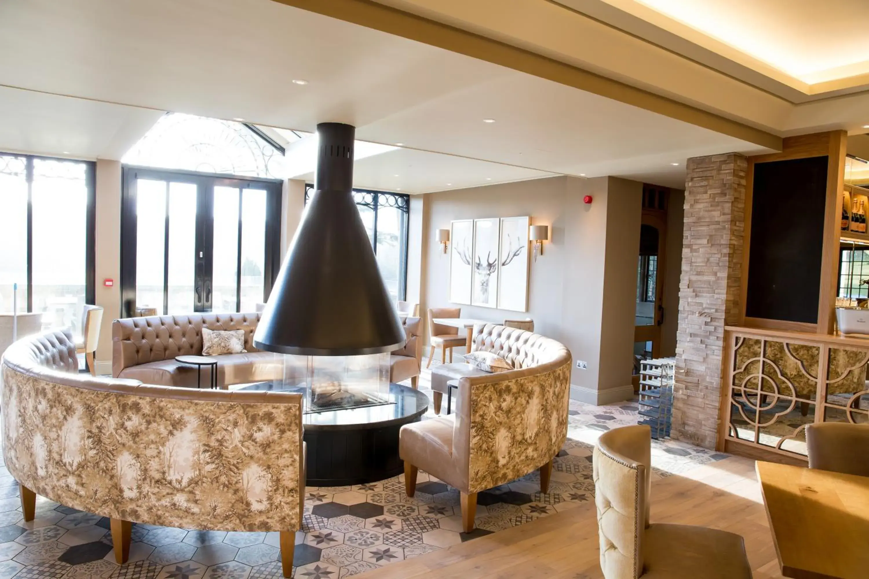 Restaurant/places to eat in Bovey Castle