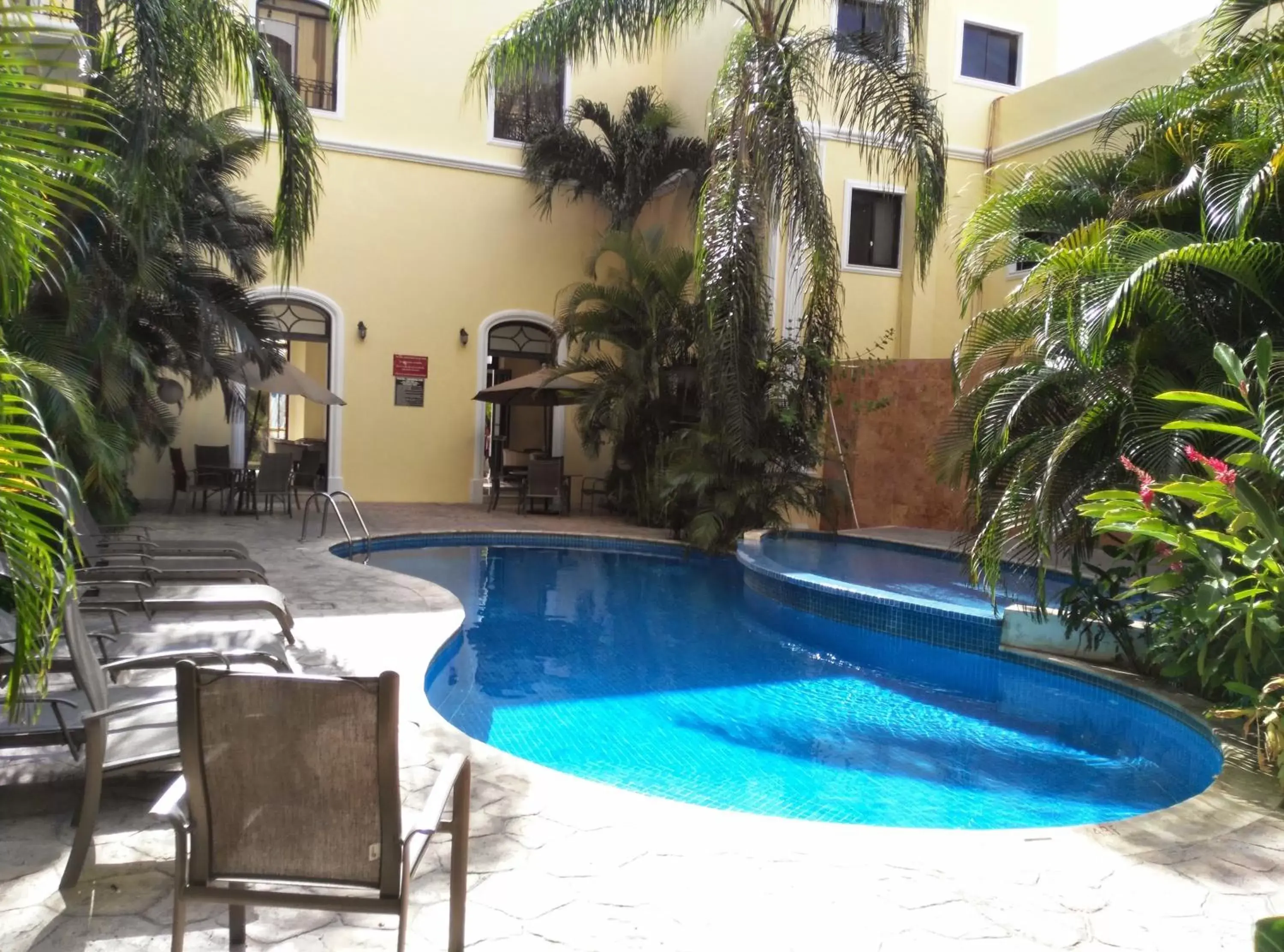 Property building, Swimming Pool in Gran Real Yucatan