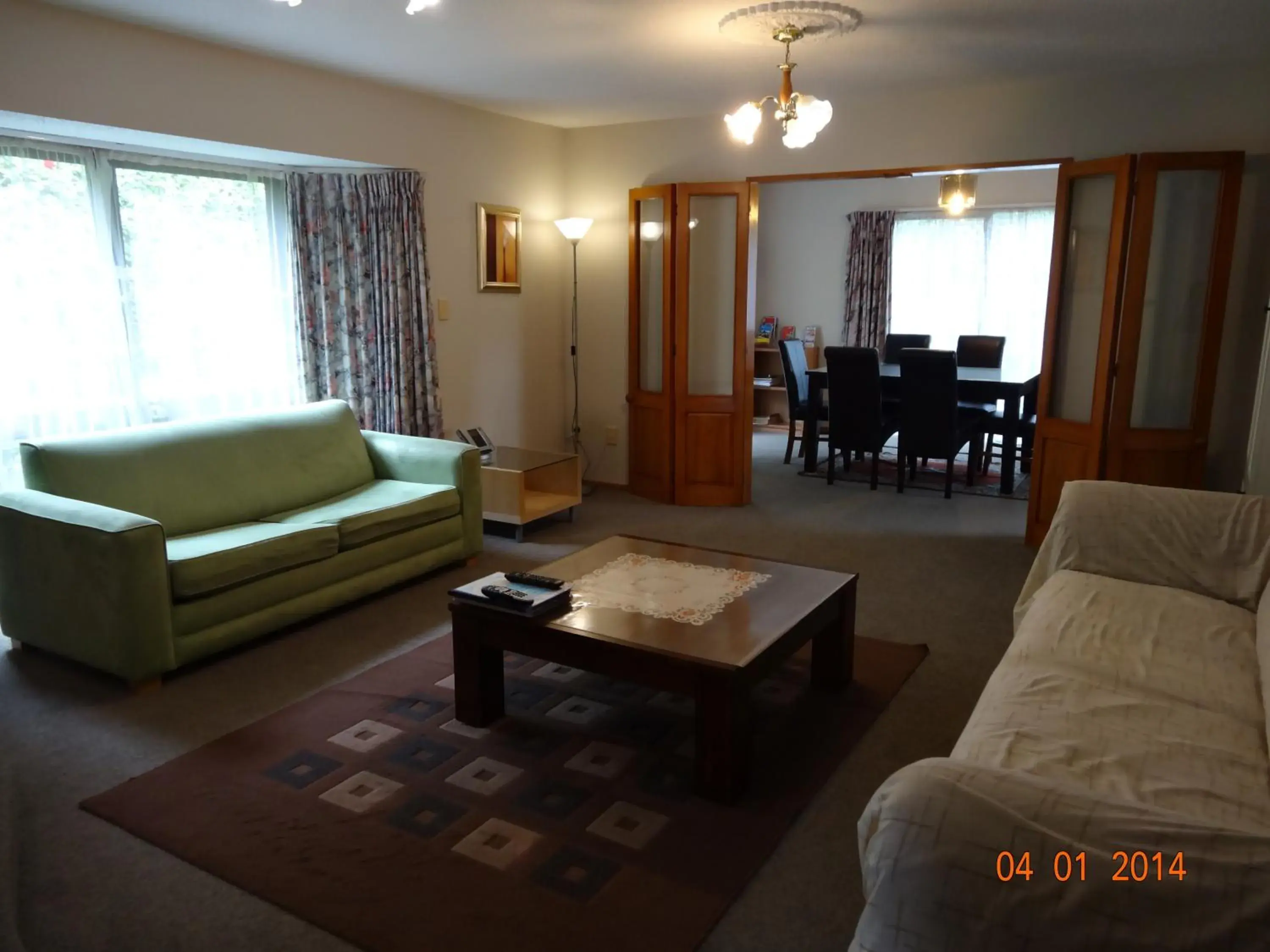 Living room, Seating Area in Athena Motel