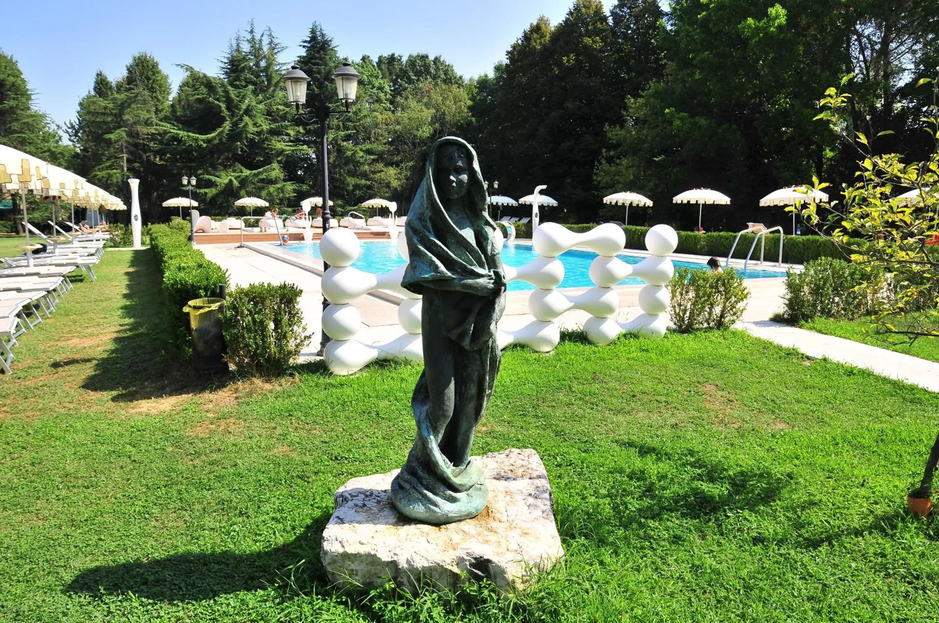 Swimming pool, Garden in Park Hotel Villa Giustinian