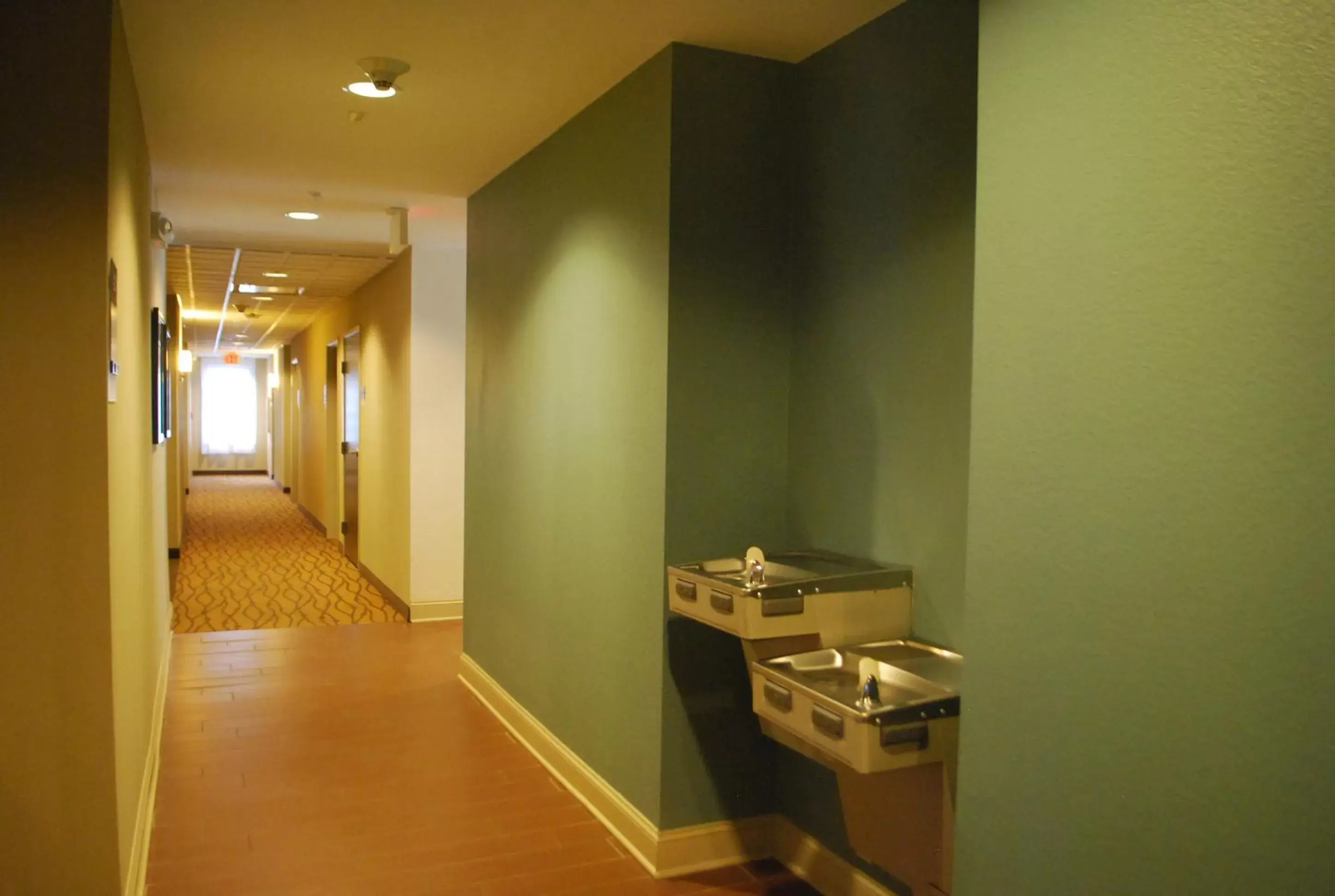 Area and facilities in Sleep Inn & Suites Clintwood