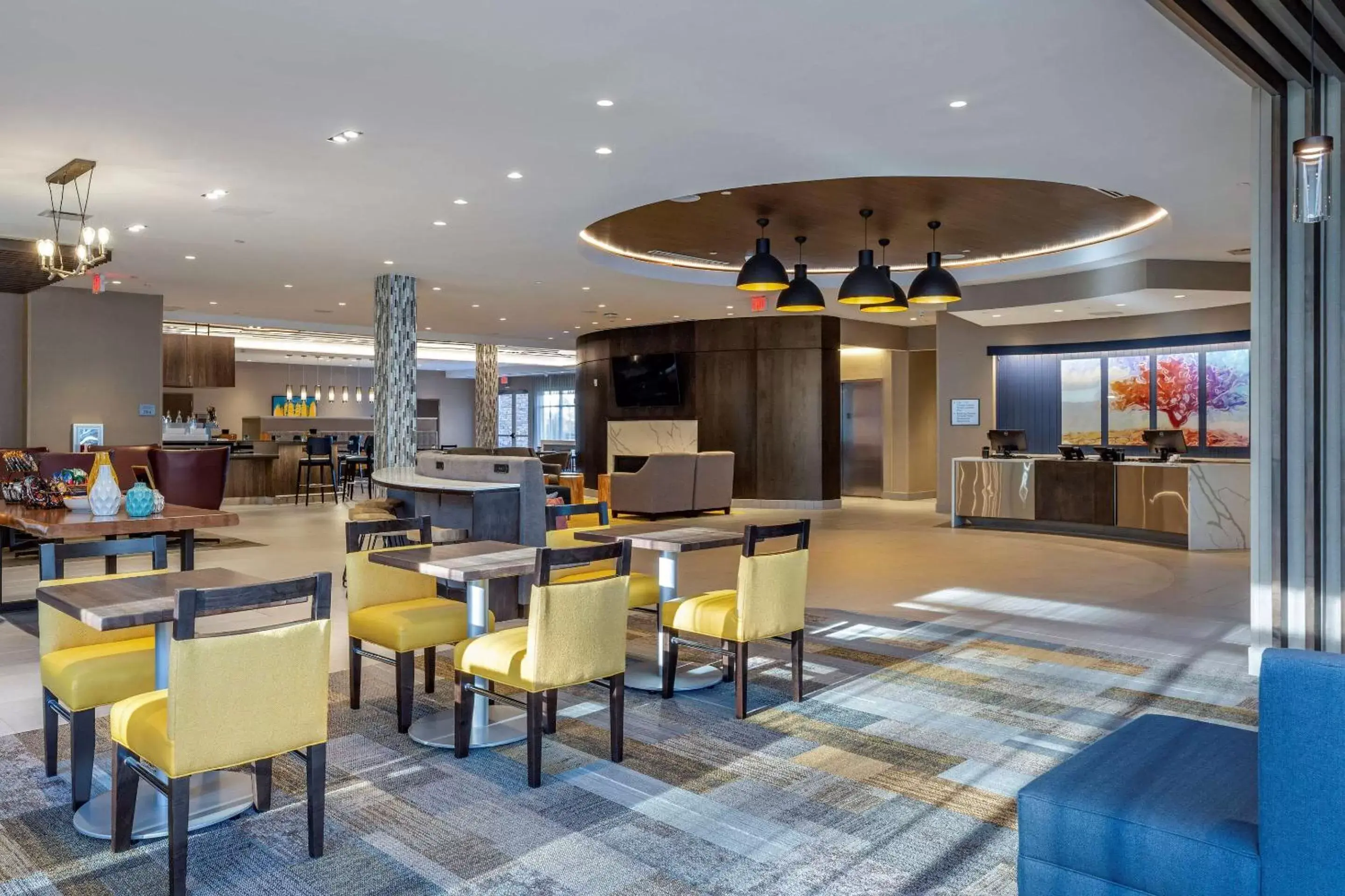 Lobby or reception, Lounge/Bar in Cambria Hotel Manchester South Windsor