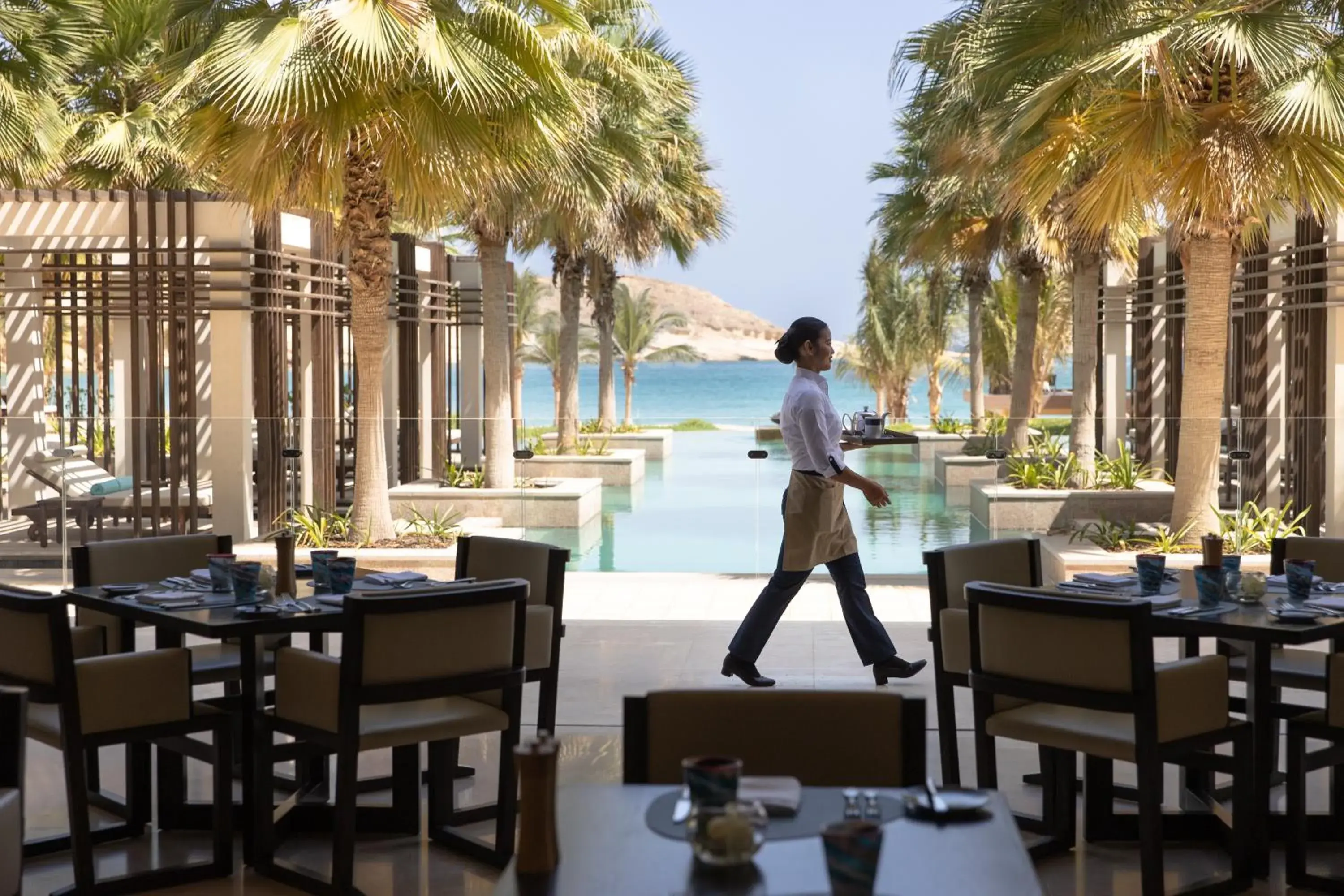 Breakfast, Restaurant/Places to Eat in Jumeirah Muscat Bay