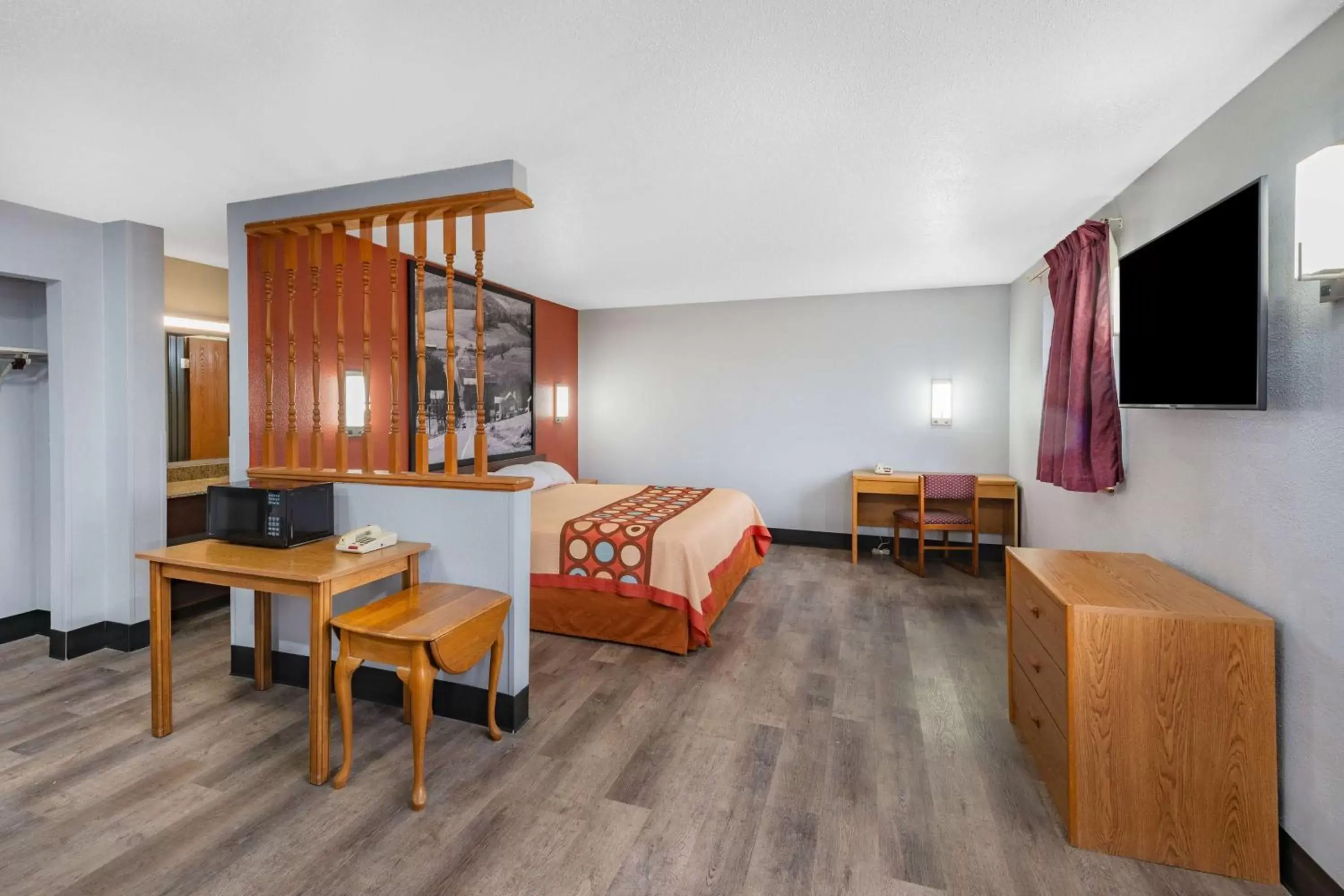 Bed, TV/Entertainment Center in Super 8 by Wyndham Waynesburg - Newly Renovated