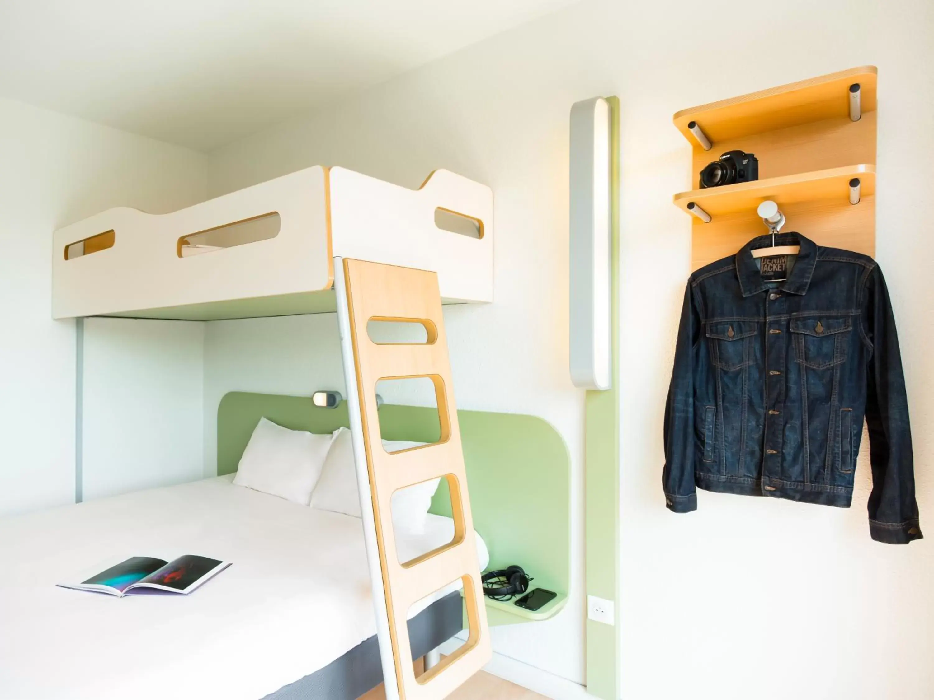 Bedroom, Bunk Bed in ibis budget Caen Porte de Bretagne
