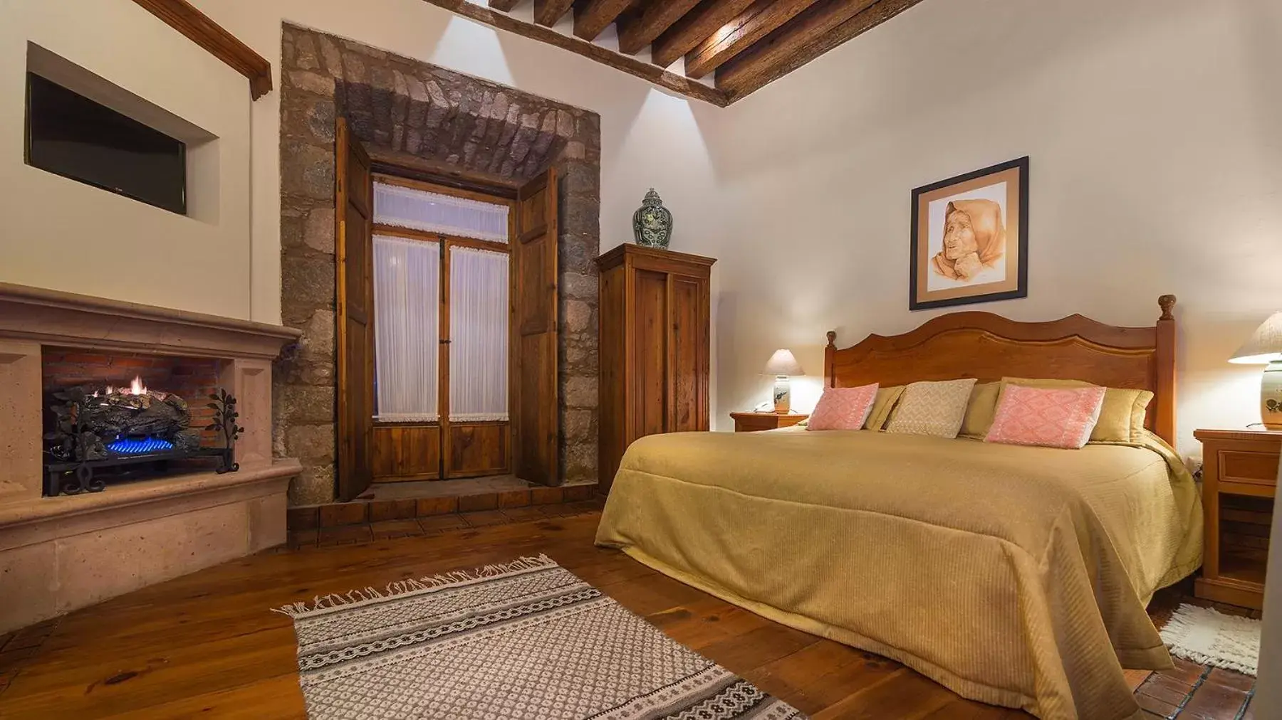 Photo of the whole room, Bed in Hotel Casa del Naranjo