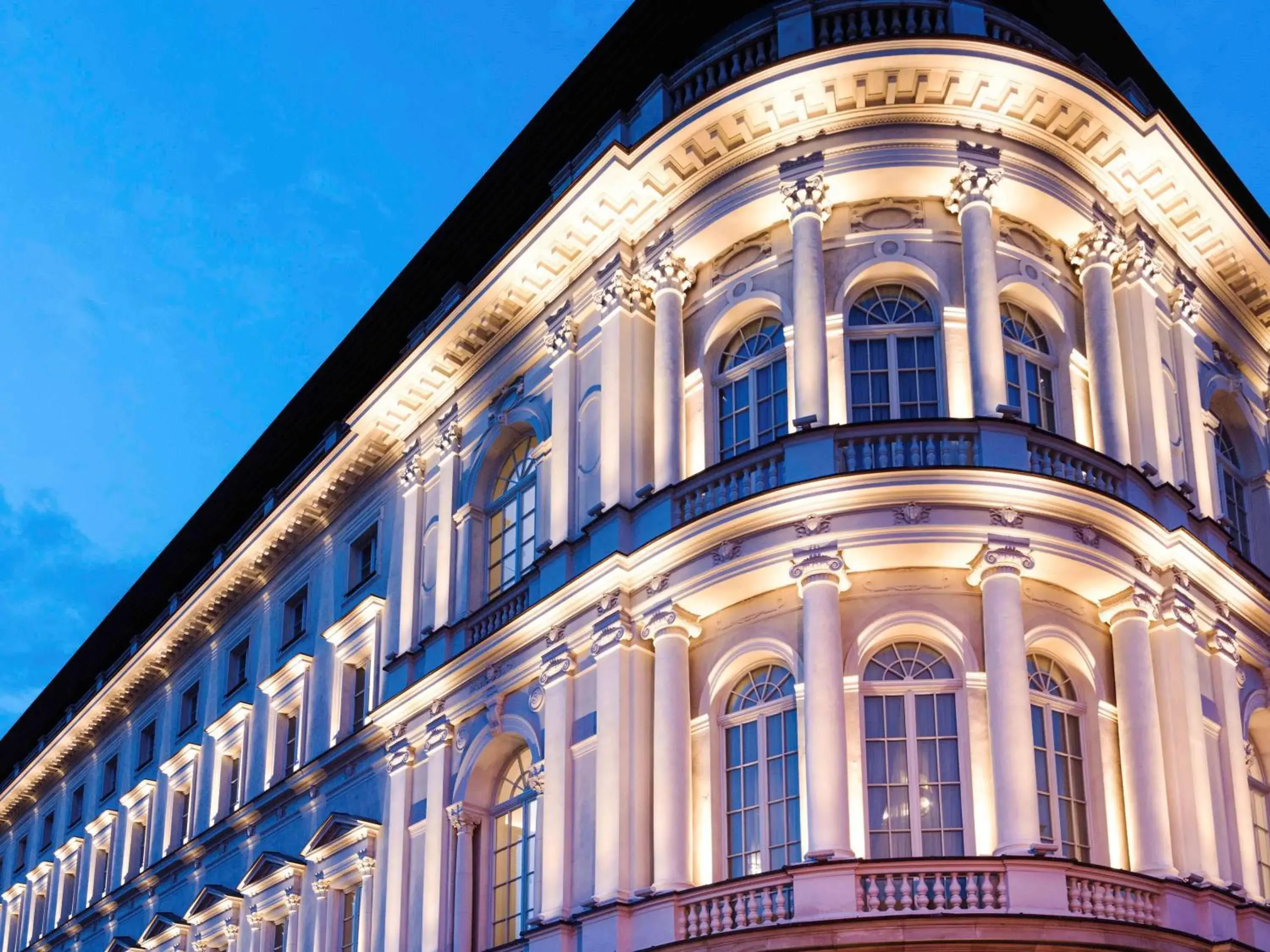 Property Building in Raffles Europejski Warsaw