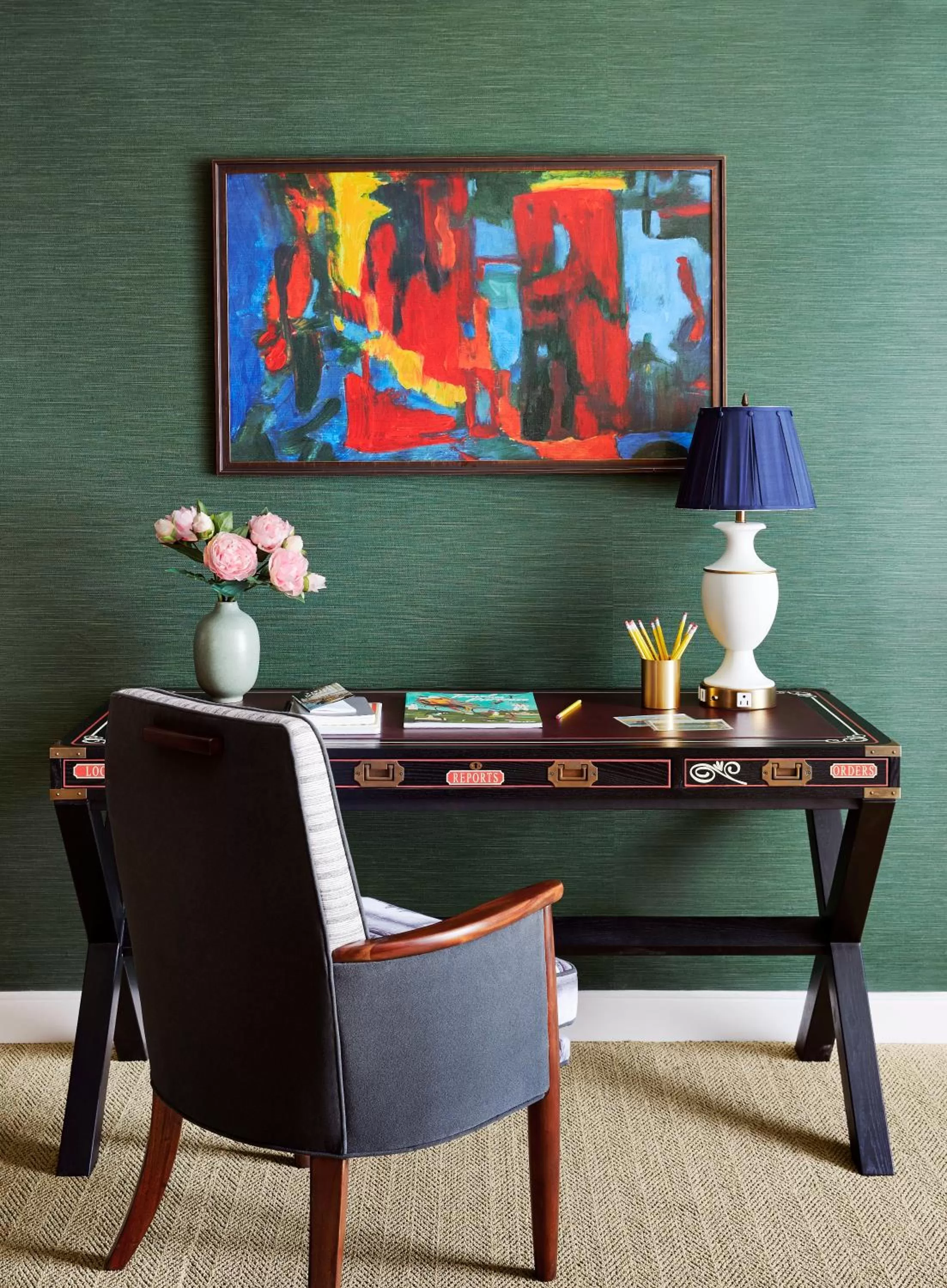 Seating area in Graduate by Hilton Annapolis