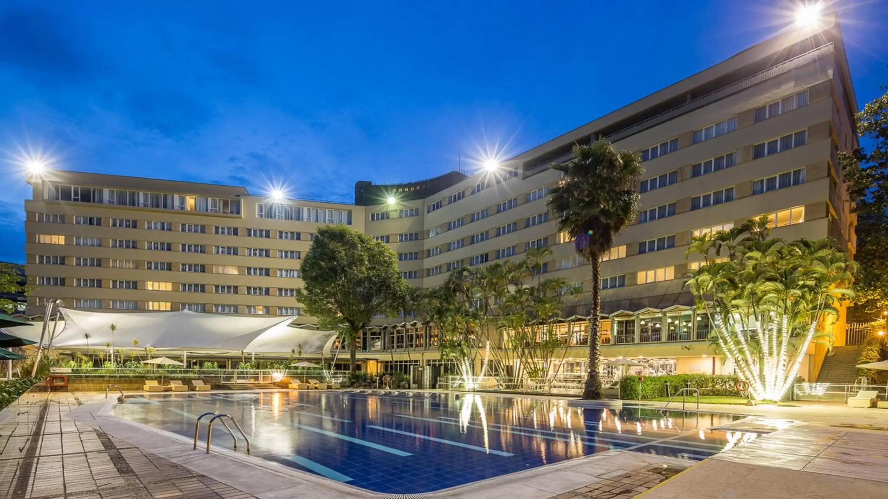 Swimming pool, Property Building in Hotel Intercontinental Medellín, an IHG Hotel