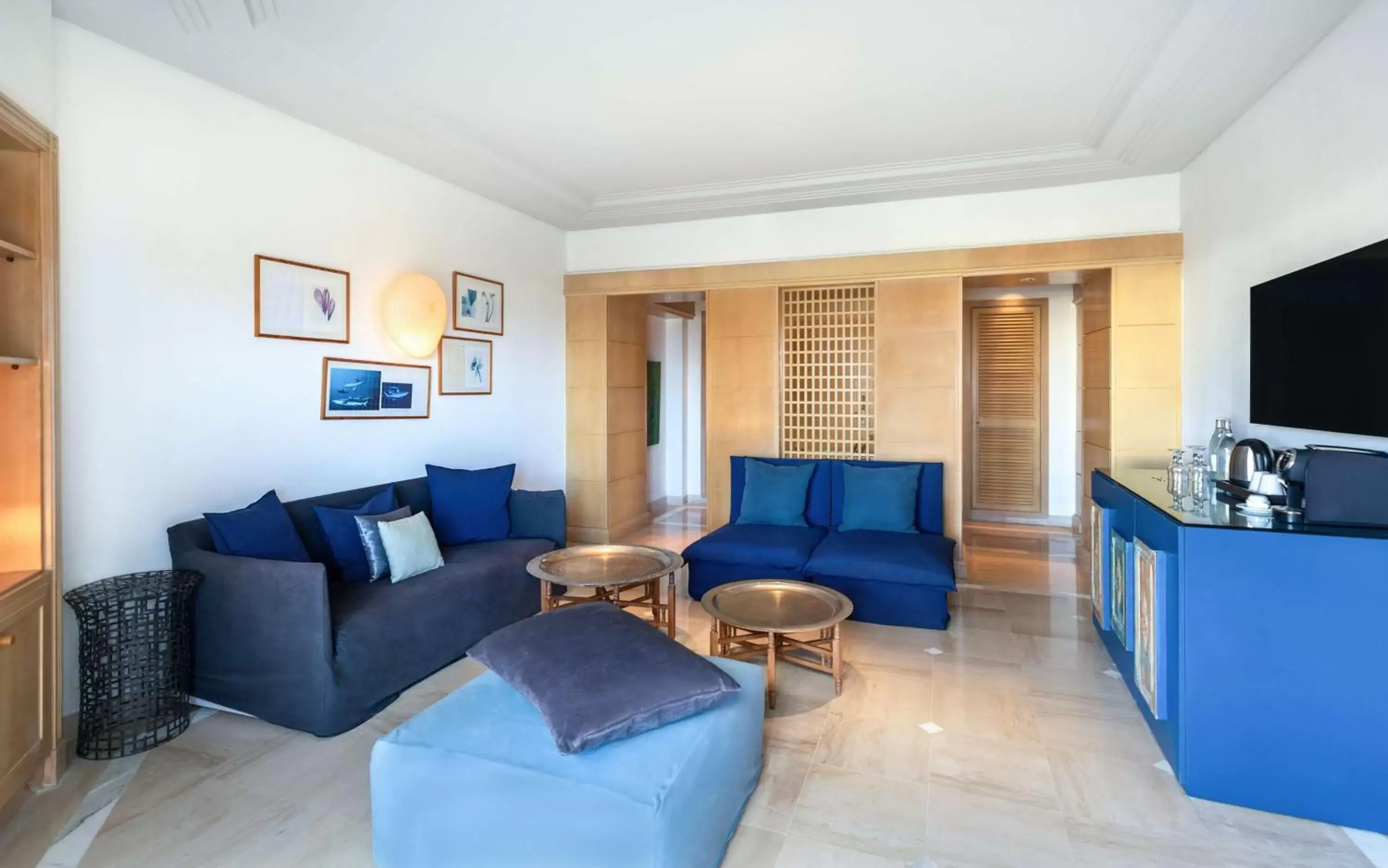 Photo of the whole room, Seating Area in Radisson Blu Palace Resort & Thalasso, Djerba
