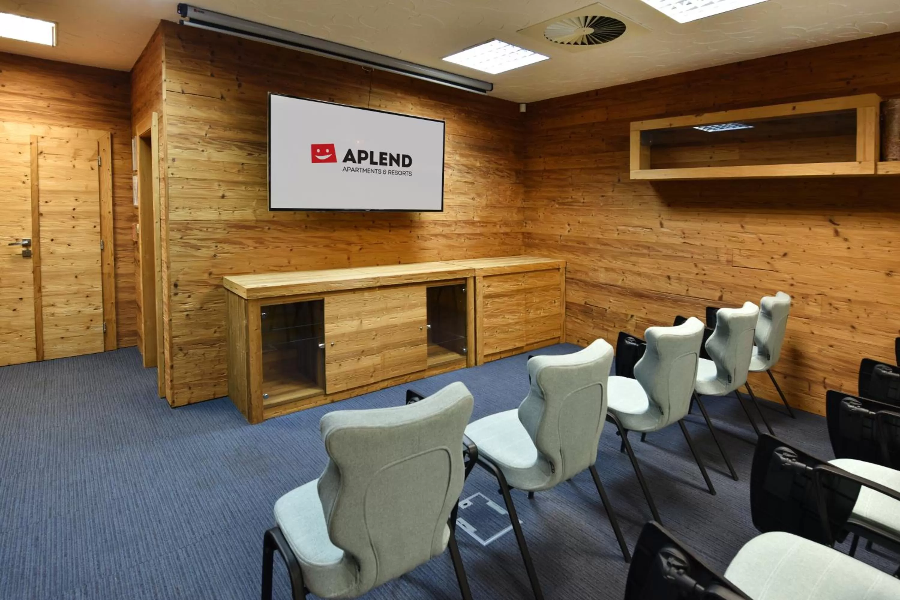 Meeting/conference room in APLEND Hotel Kukučka