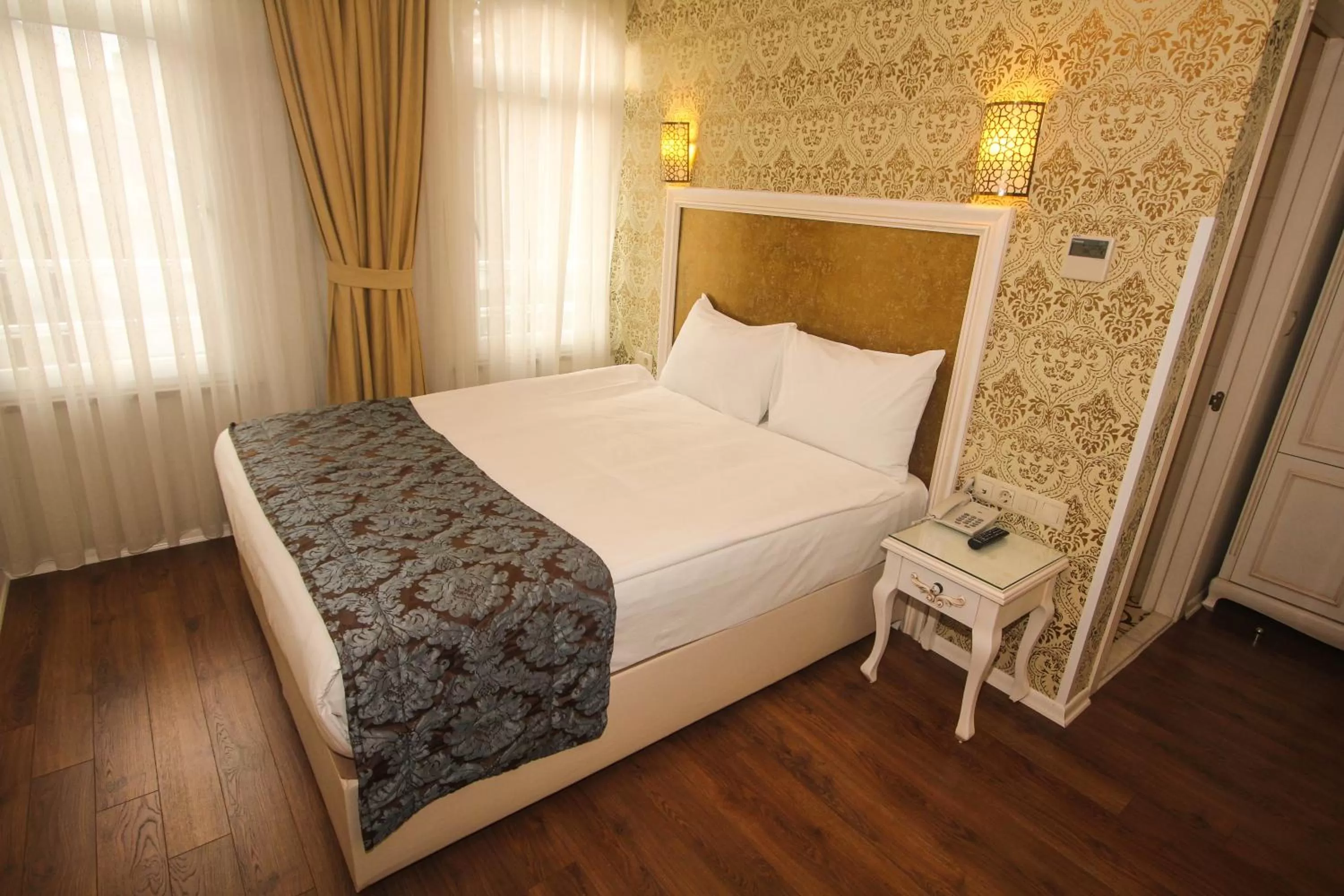 Photo of the whole room, Bed in Venue Hotel Istanbul Old City