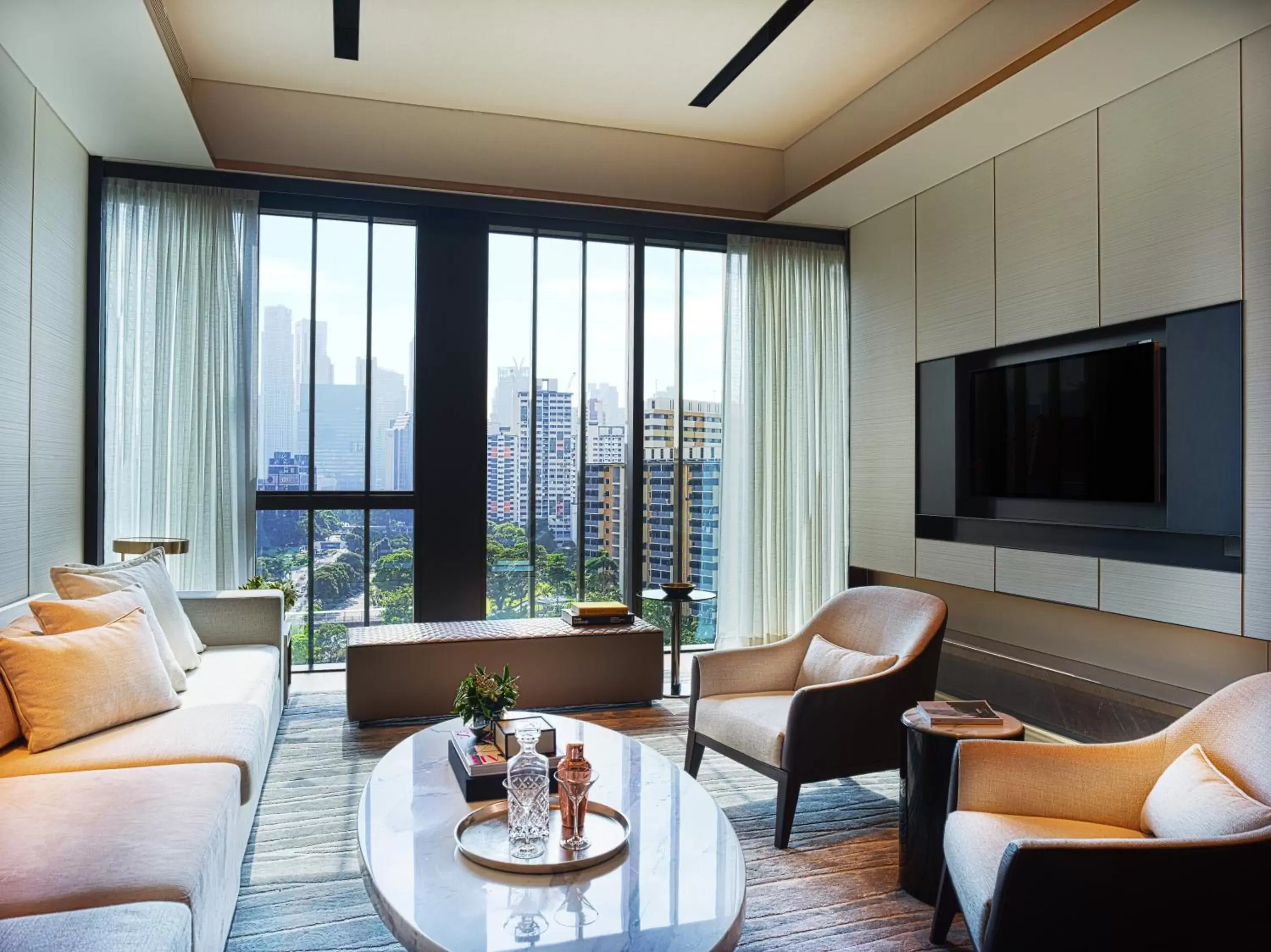 Bedroom, Seating Area in InterContinental Singapore Robertson Quay, an IHG Hotel
